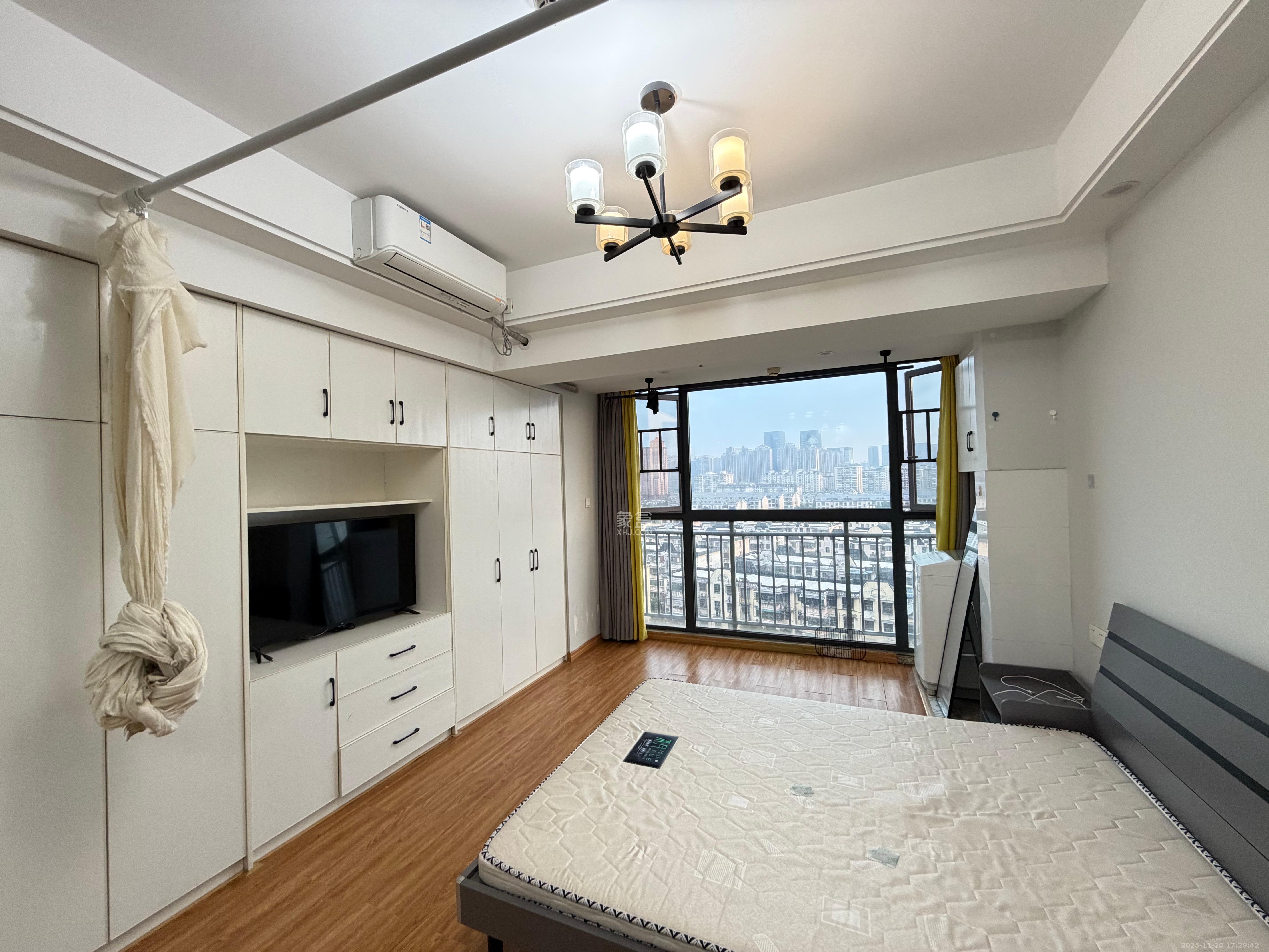 中交里城 1室0厅1卫 1550.0元/月 中交里城 1室0厅1卫 1550.0元/月室内图