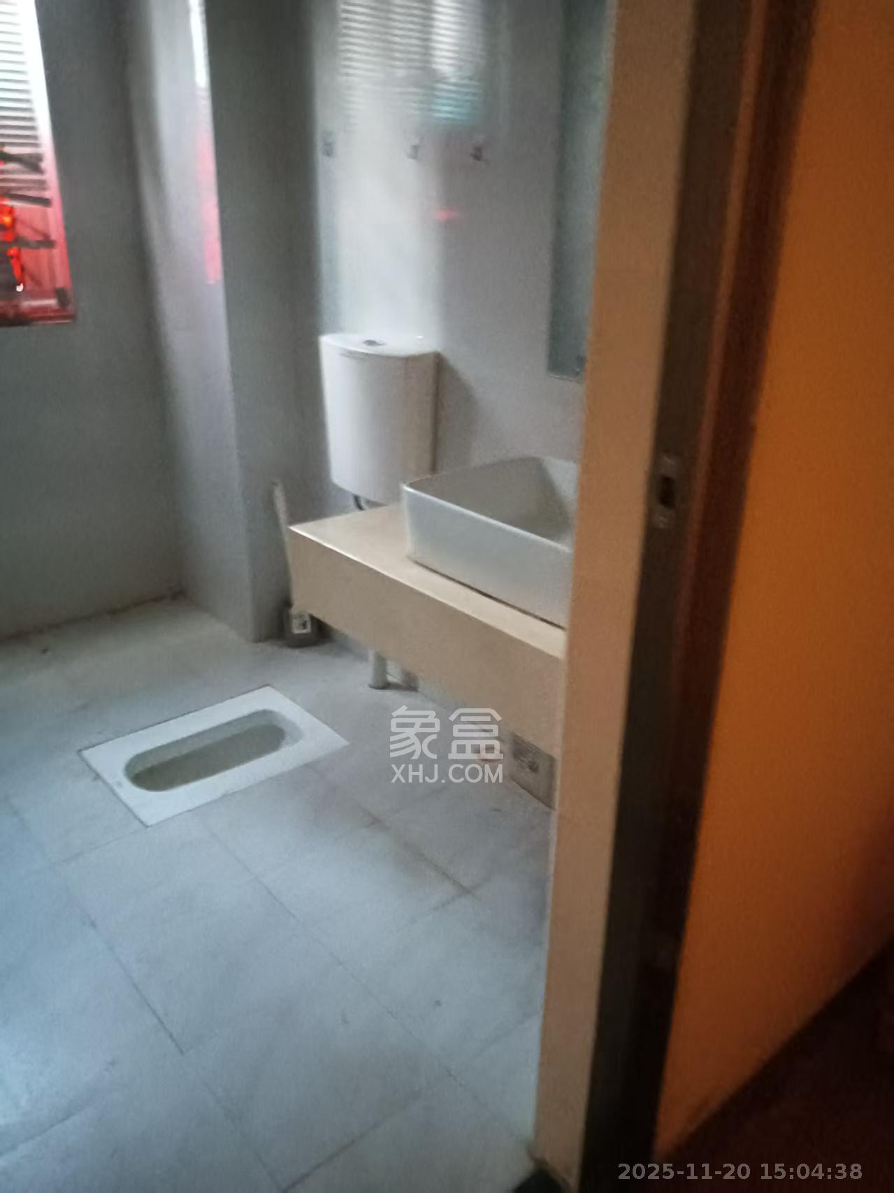 家和苑（原梅溪湖保障性住房一期）  2室2厅1卫    1800.0元/月