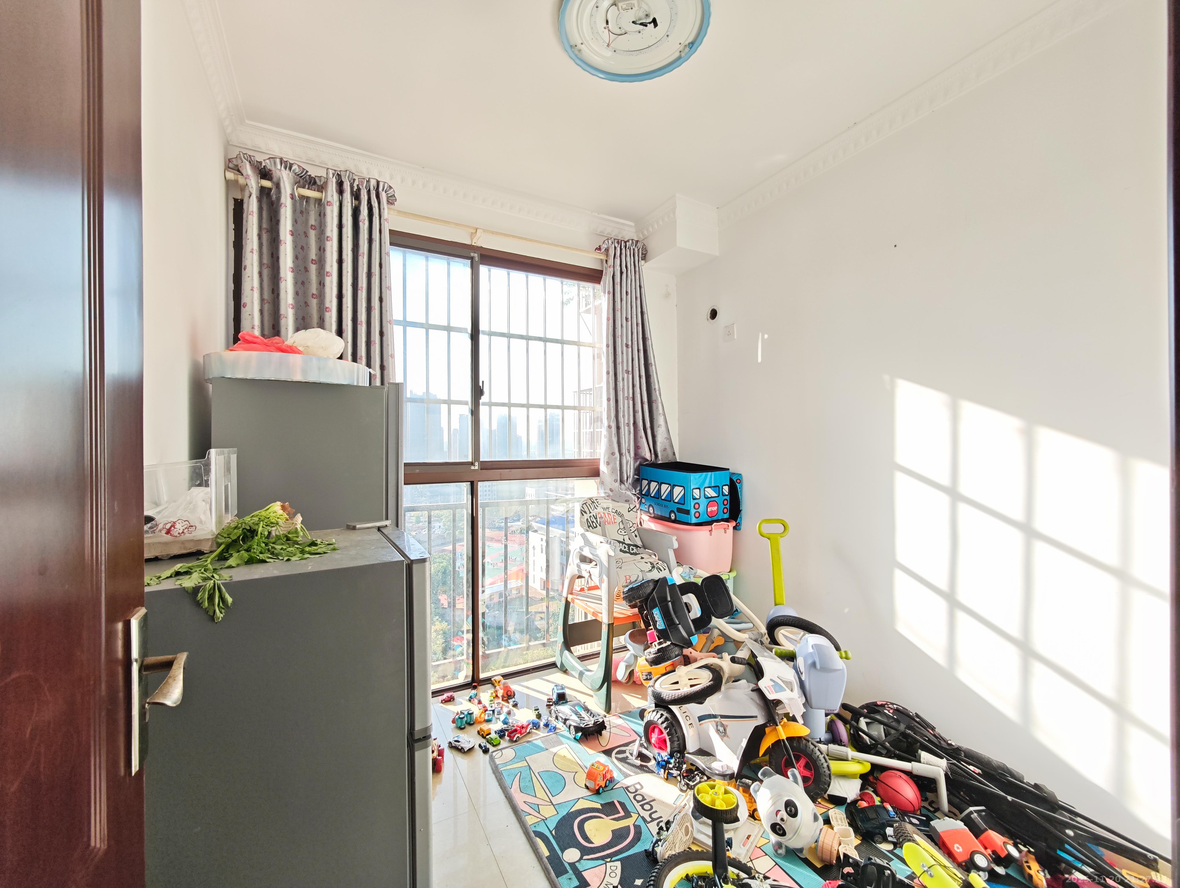 新城景苑  3室2厅1卫    39.8万其他