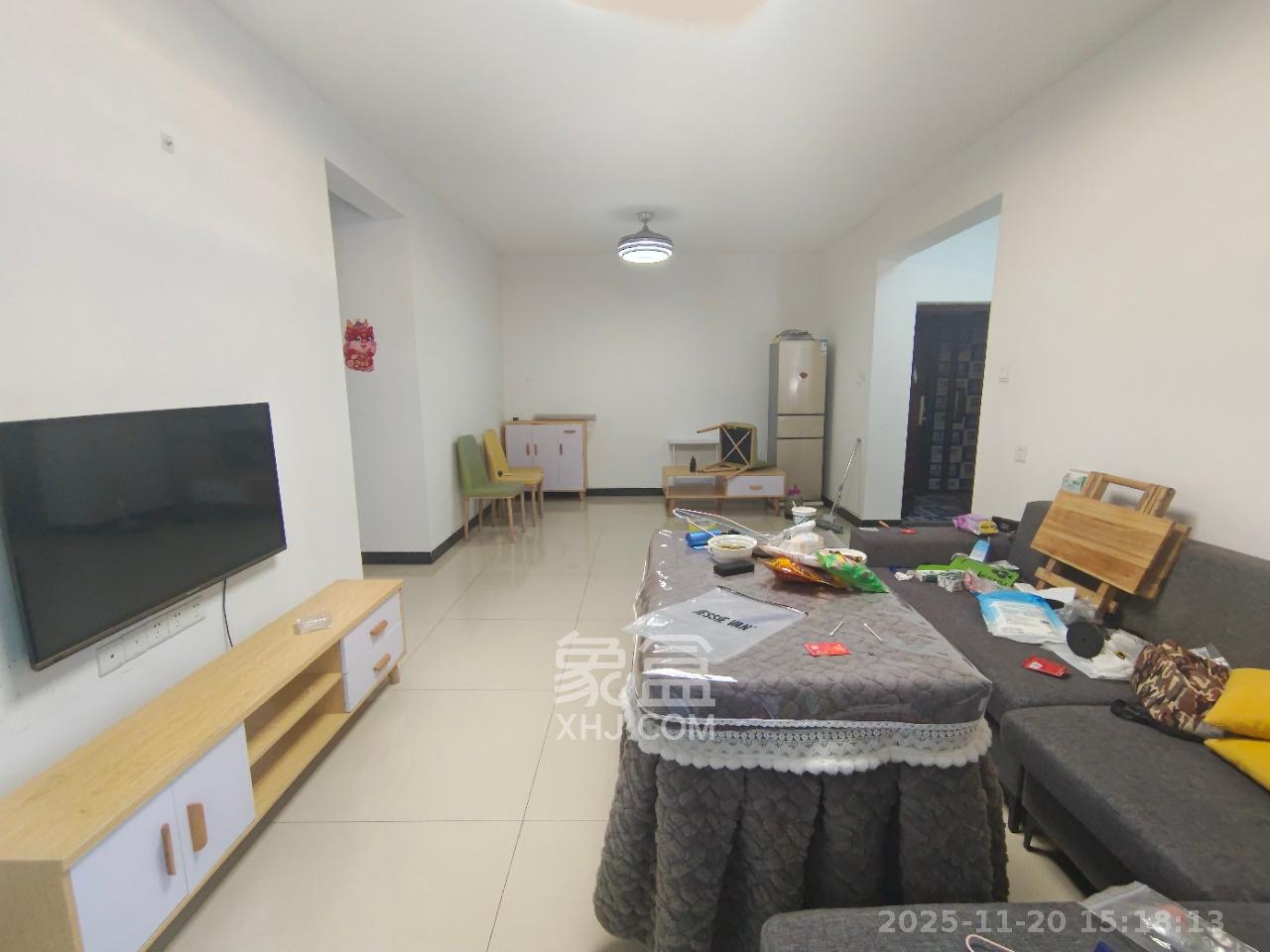 蓝光雍锦阁  3室2厅2卫    2600.0元/月室内图