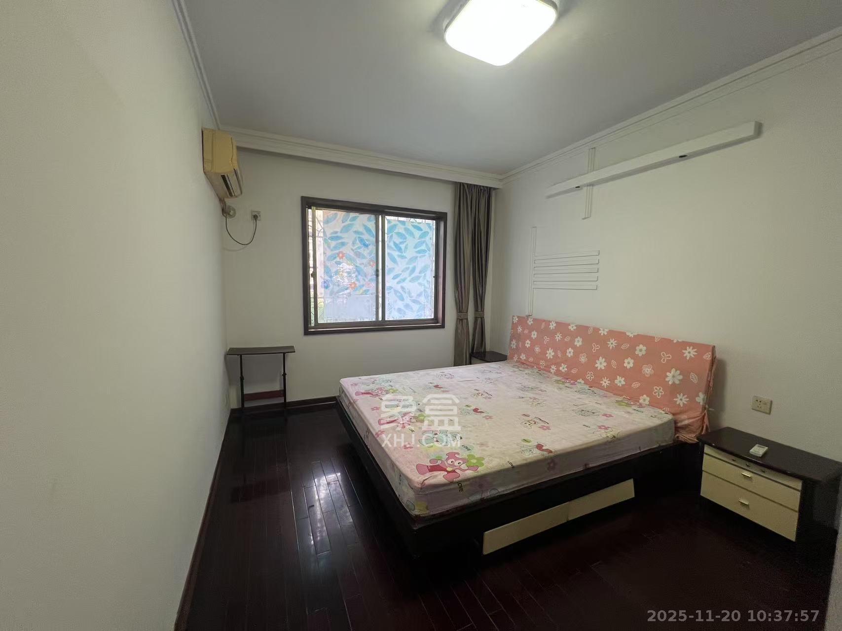 汇城花园  3室2厅2卫    3300.0元/月室内图