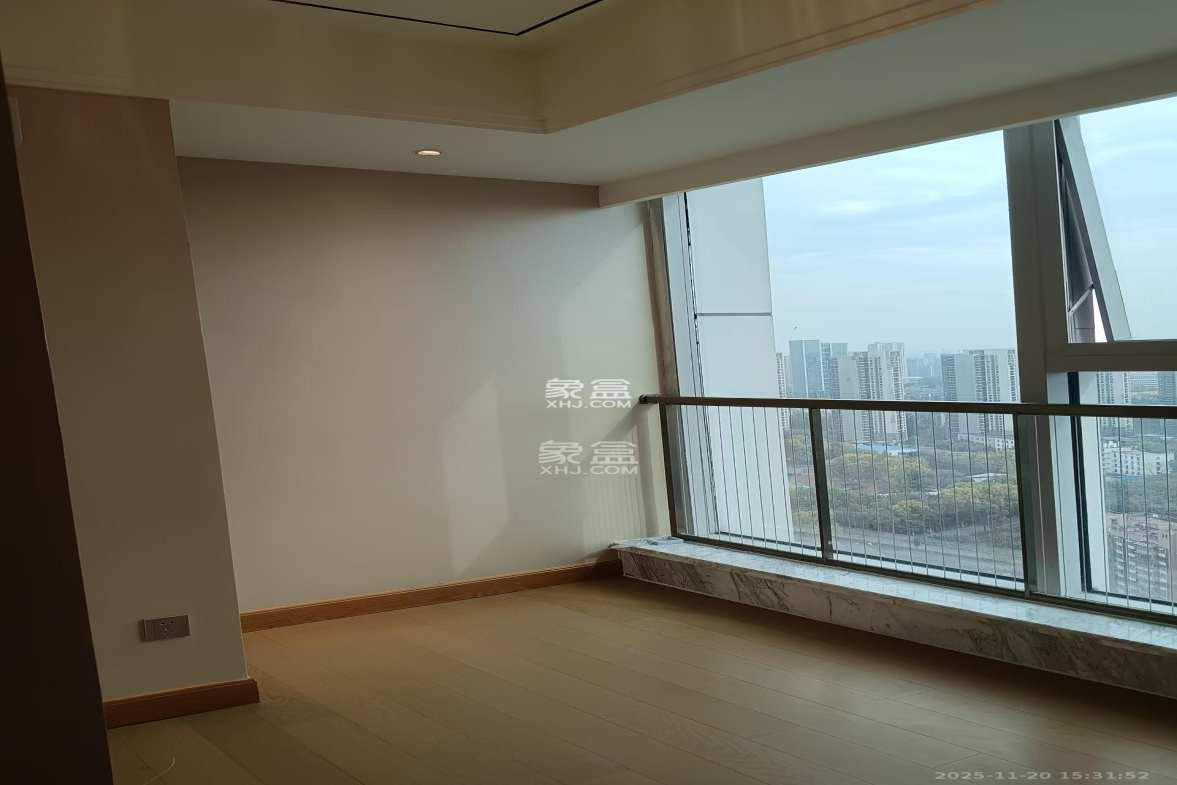 恒大誉府(融誉商业中心) 2室1厅1卫 2000.0元/月 恒大誉府(融誉商业中心) 2室1厅1卫 2000.0元/月室内图