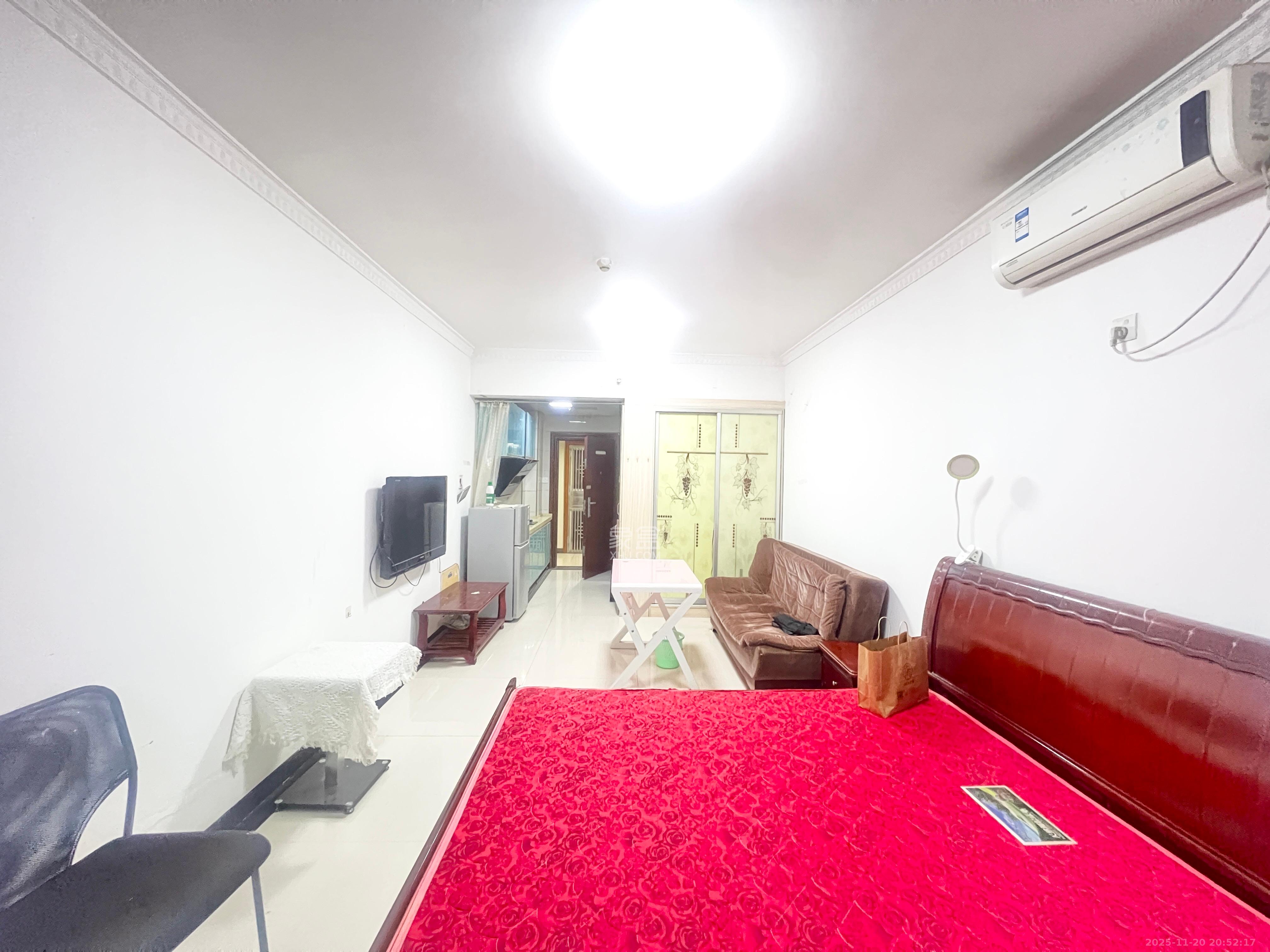 保利麓谷林语I区 1室1厅1卫 1200.0元/月 保利麓谷林语I区 1室1厅1卫 1200.0元/月室内图