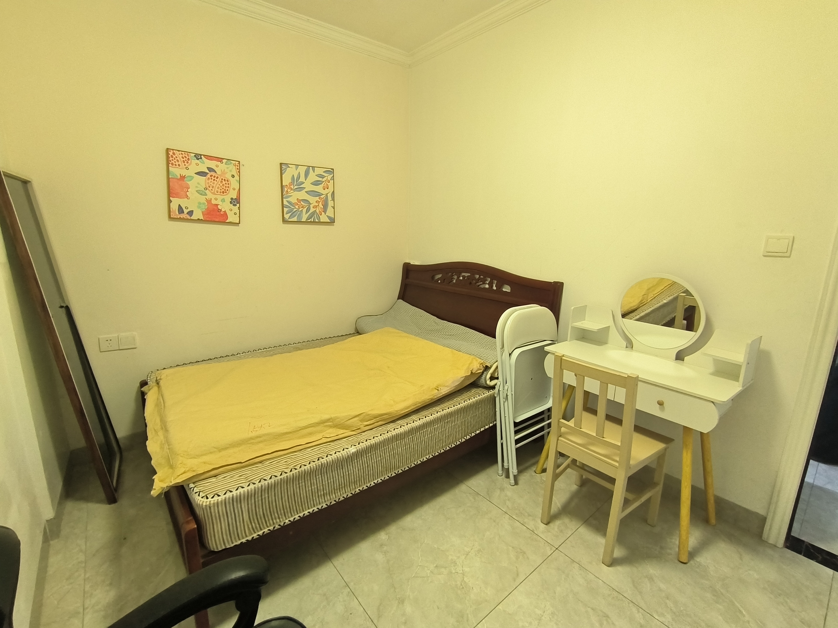 宇建国贸城 2室2厅1卫 3000.0元/月 宇建国贸城 2室2厅1卫 3000.0元/月室内图