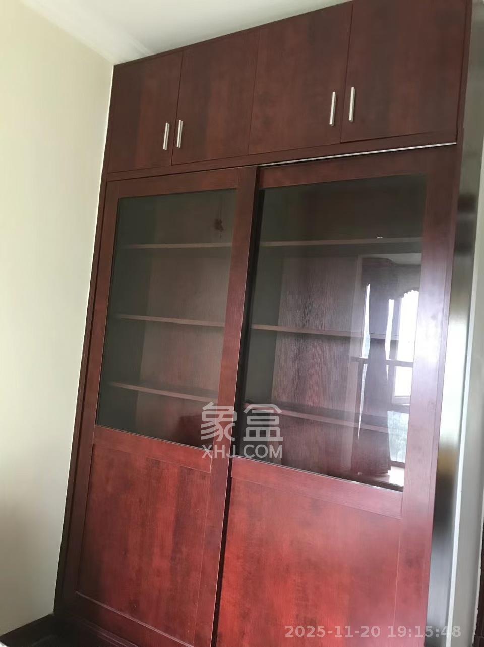 盛景谷山里 2室2厅1卫 1800.0元/月 盛景谷山里 2室2厅1卫 1800.0元/月室内图