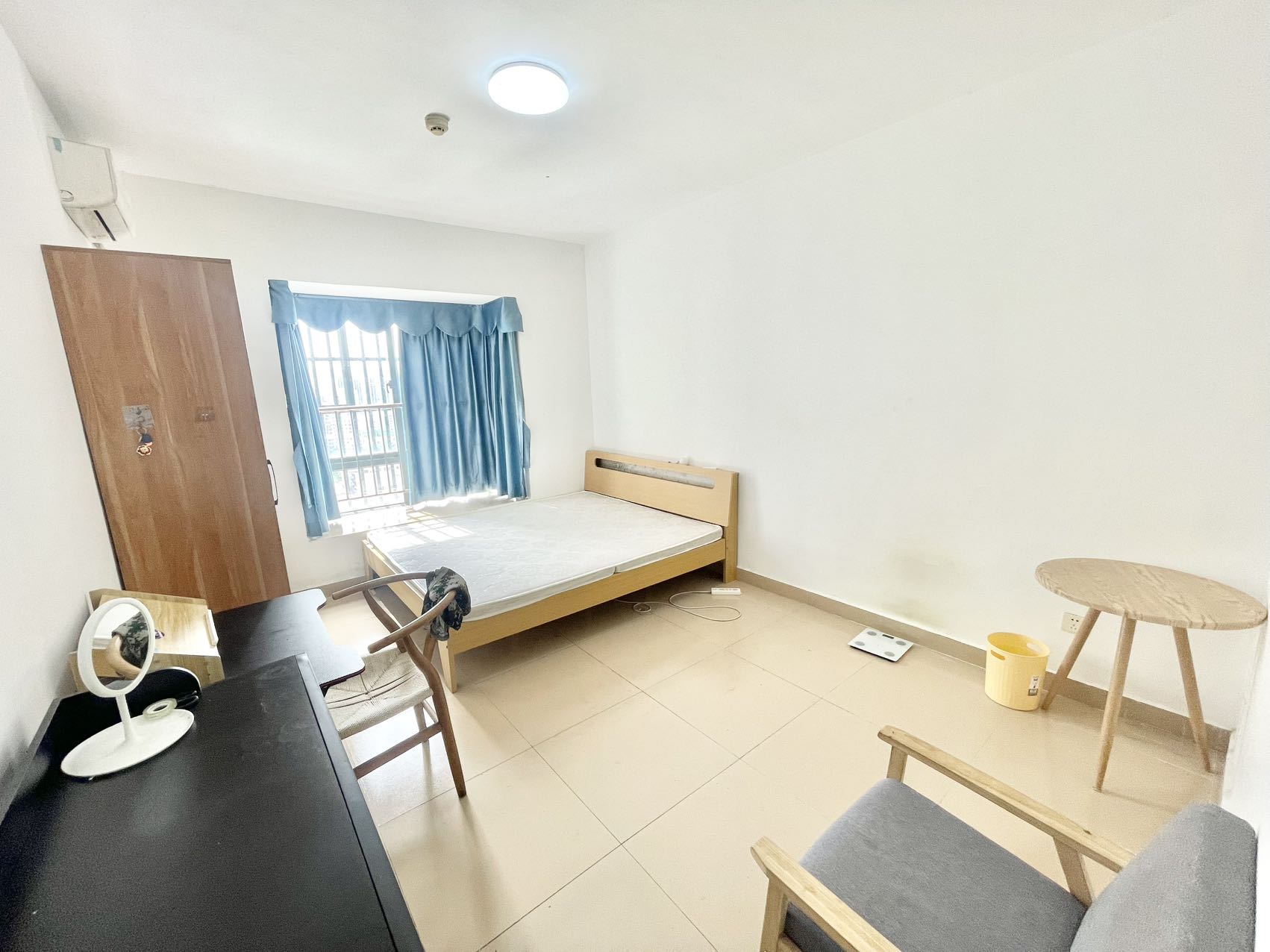 荣锦花园  3室2厅2卫    2500.0元/月室内图