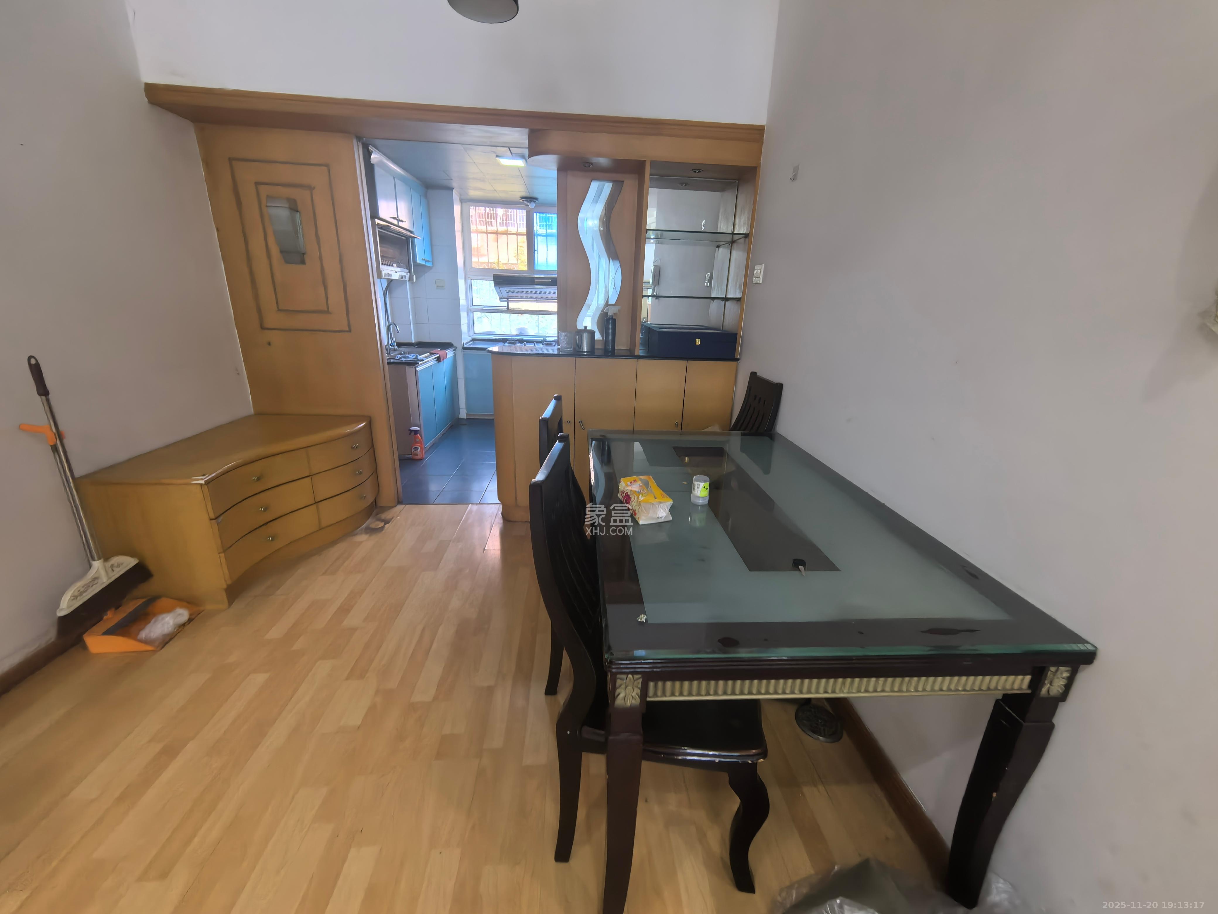 荷花园电信宿舍(天辰荷花苑) 2室1厅1卫 2000.0元/月 荷花园电信宿舍(天辰荷花苑) 2室1厅1卫 2000.0元/月室内图