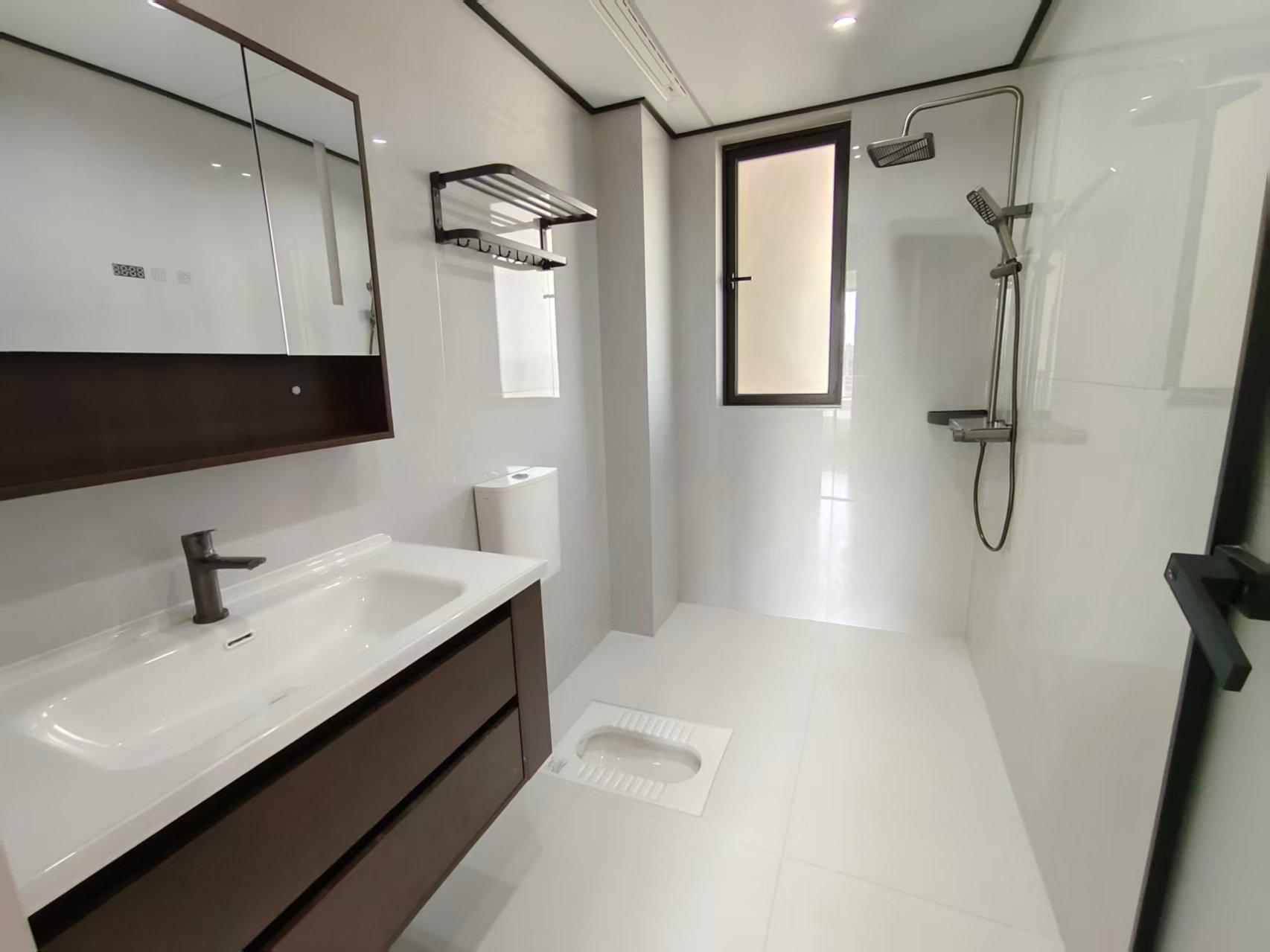 美的铂悦府  3室2厅2卫    73.8万室内图