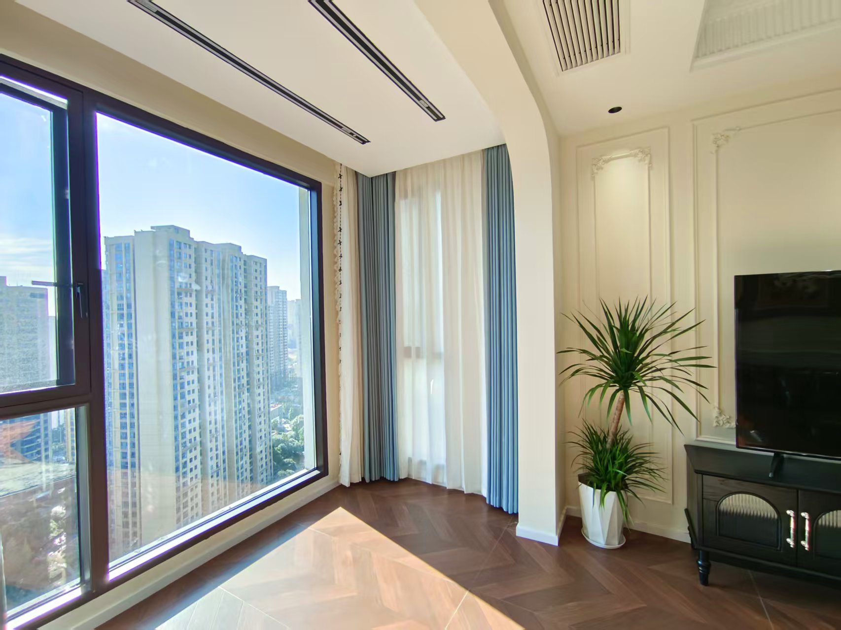 美的铂悦府  3室2厅2卫    73.8万室内图