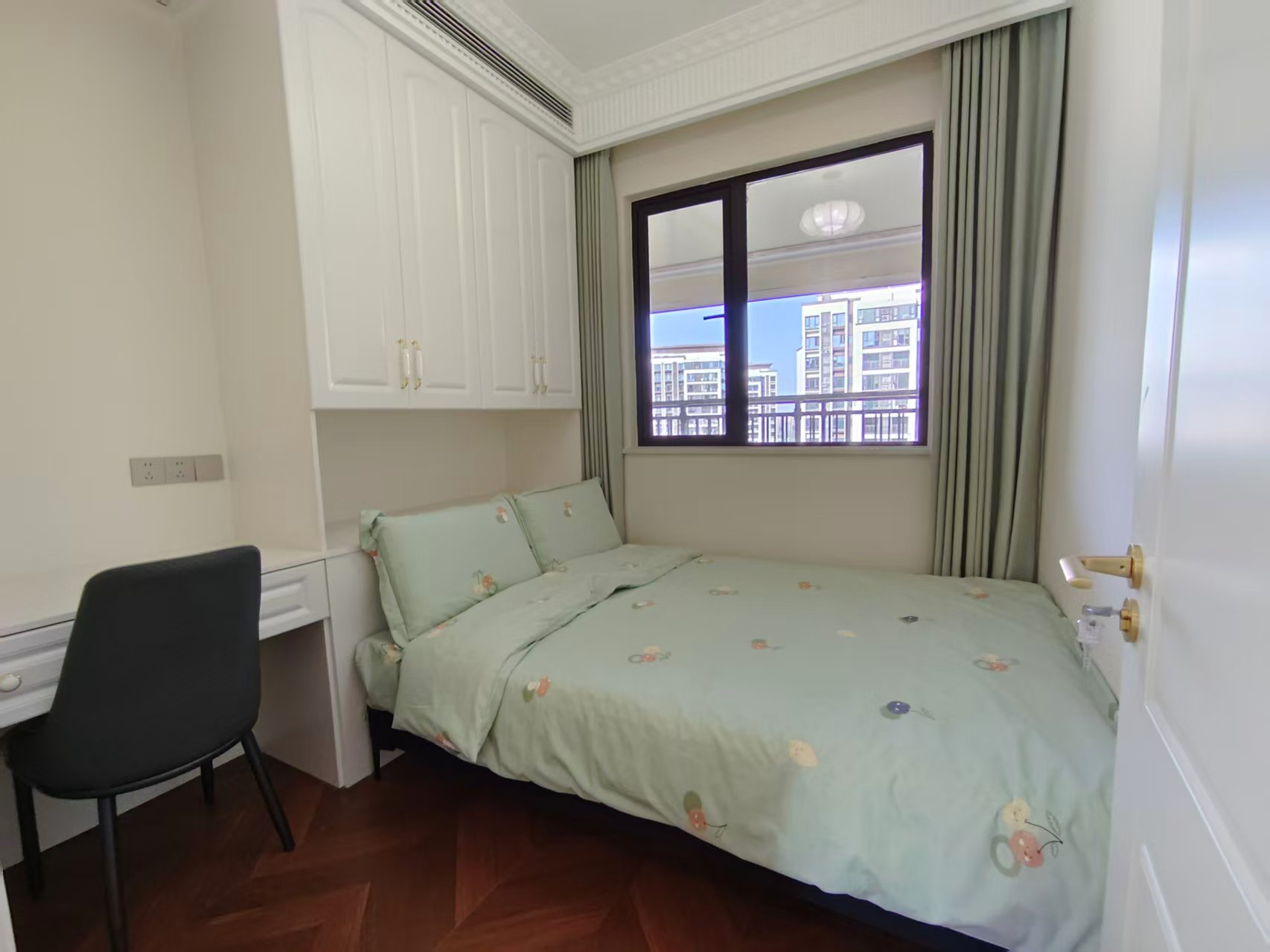 美的铂悦府  3室2厅2卫    73.8万室内图