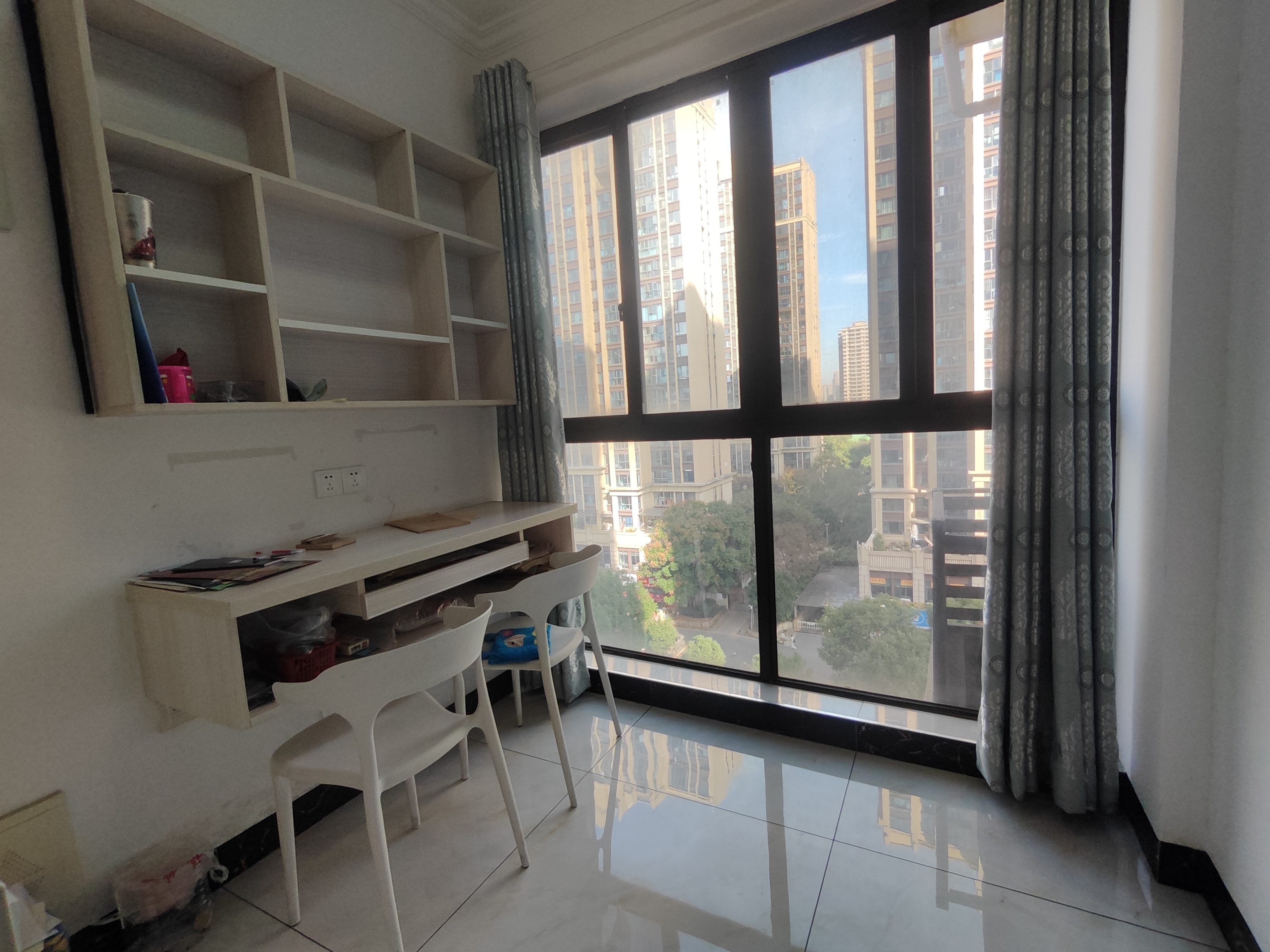 金轮翡翠名园 4室2厅2卫 79.8万 金轮翡翠名园 4室2厅2卫 79.8万室内图