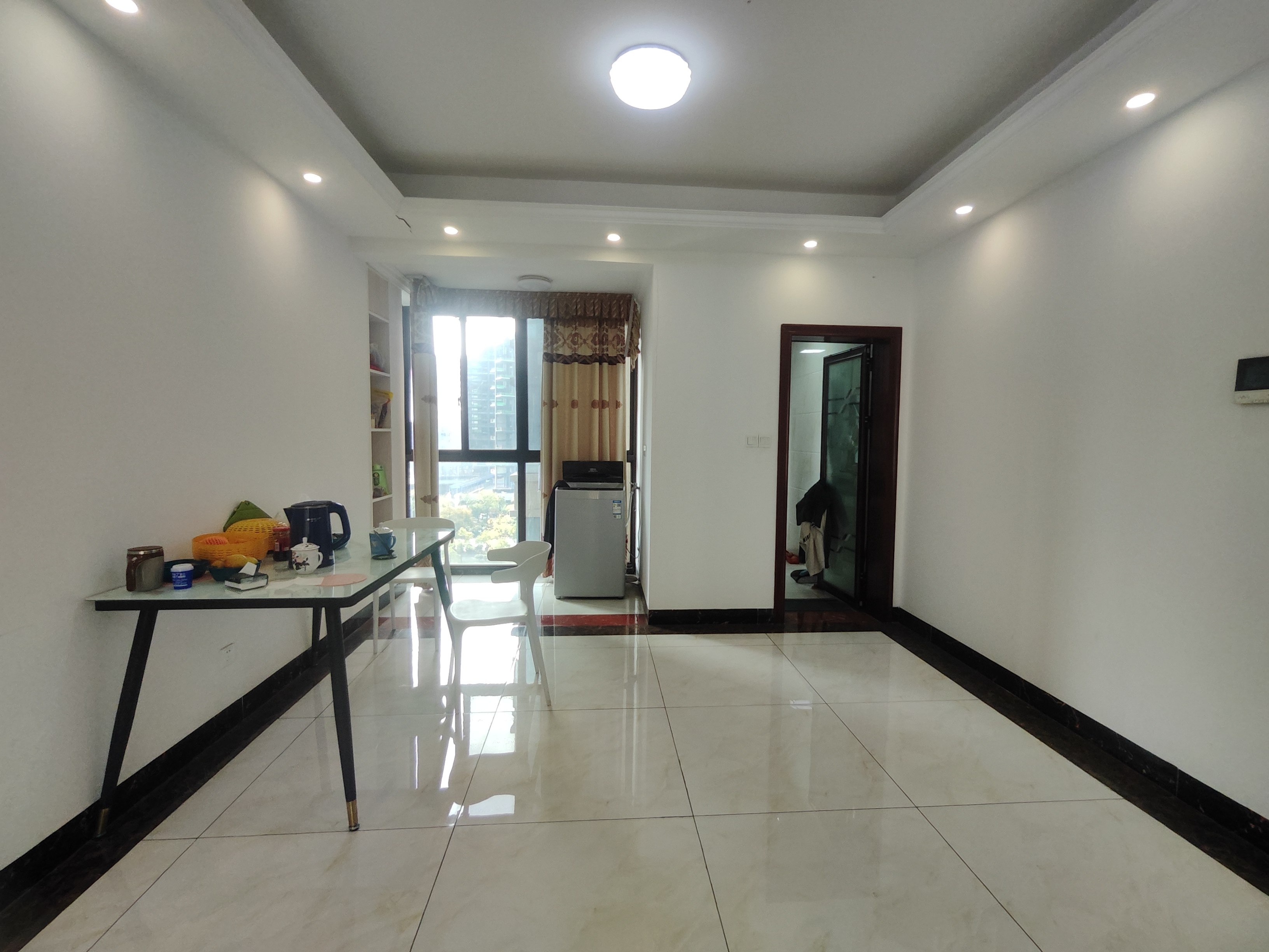 金轮翡翠名园 4室2厅2卫 79.8万 金轮翡翠名园 4室2厅2卫 79.8万室内图