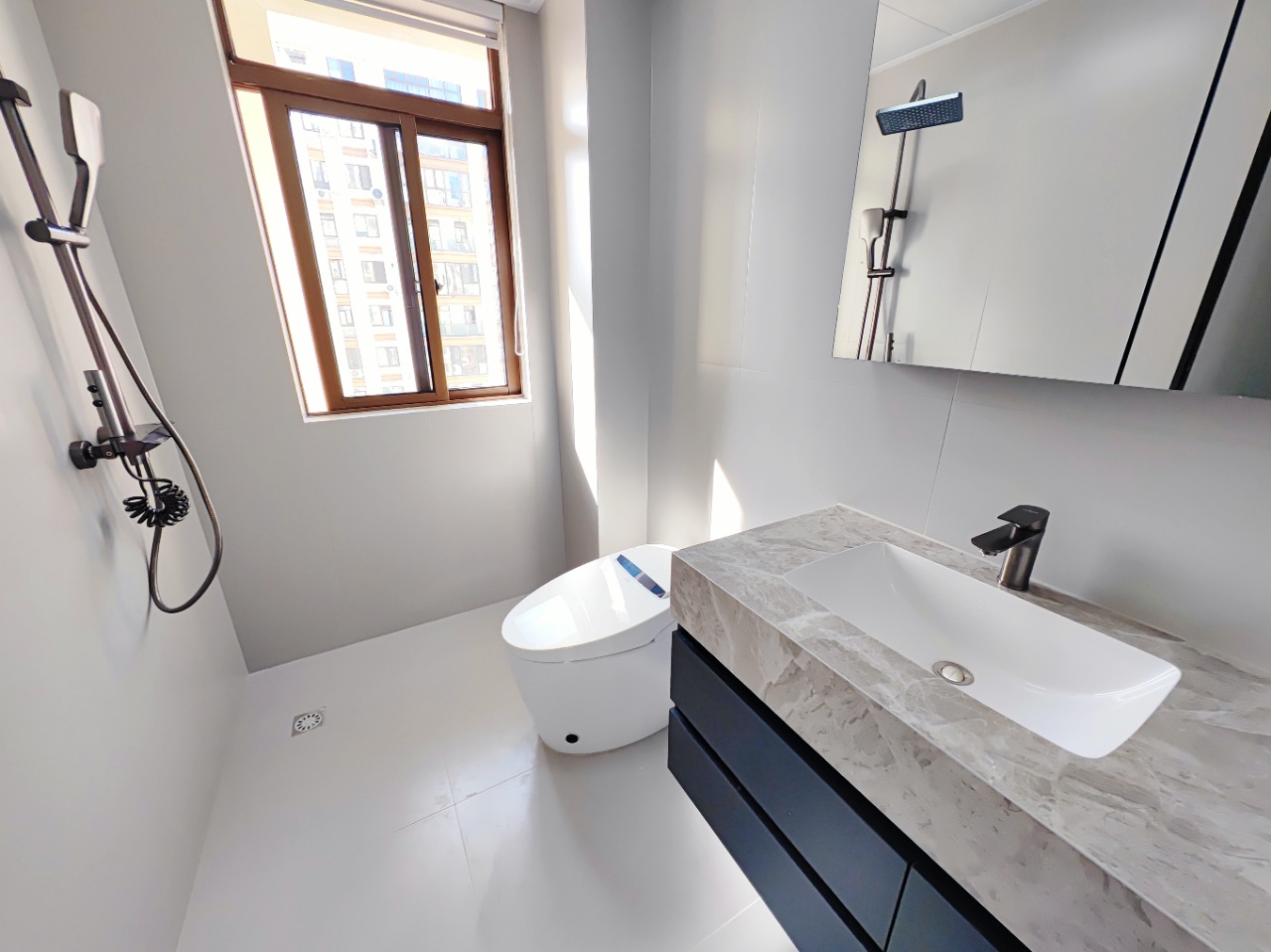 滨江花园 3室2厅2卫 63.8万 滨江花园 3室2厅2卫 63.8万室内图