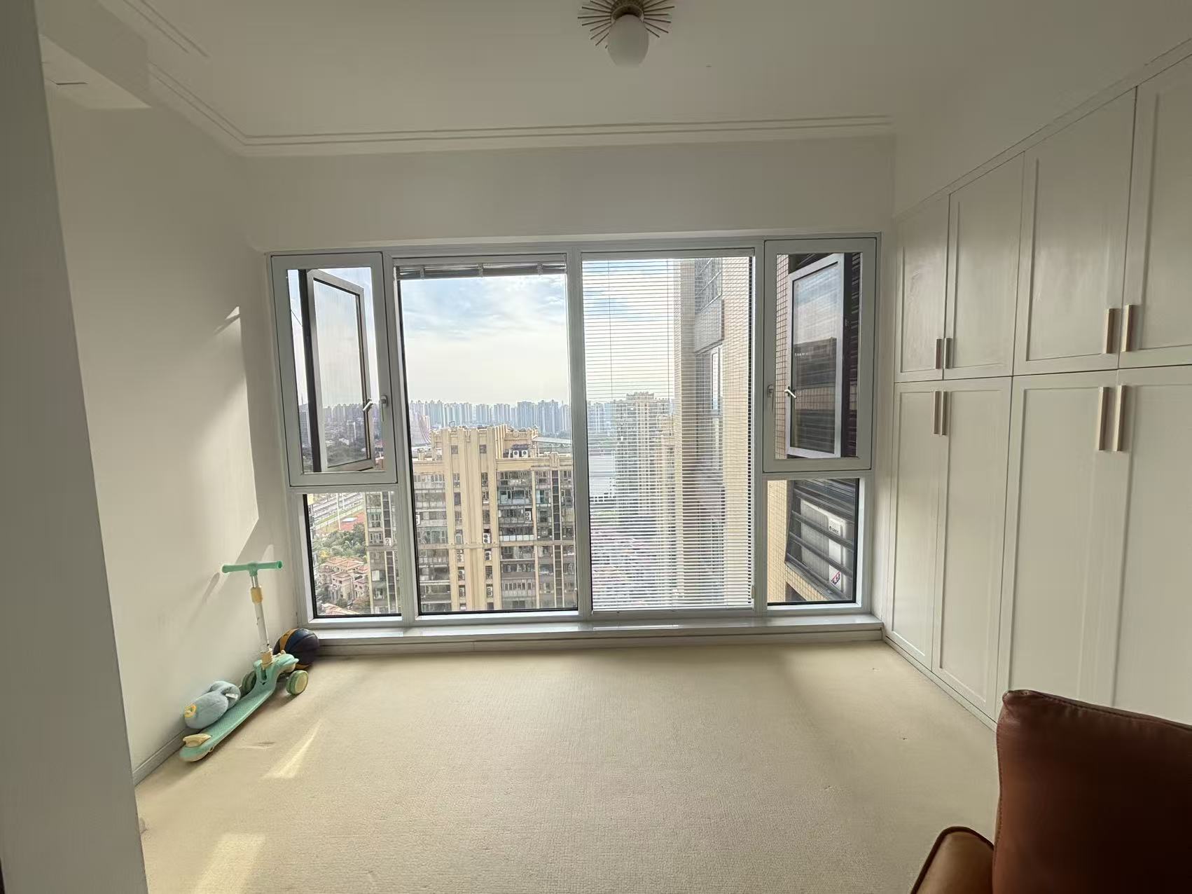 奥园养生城  3室2厅2卫    85.0万室内图