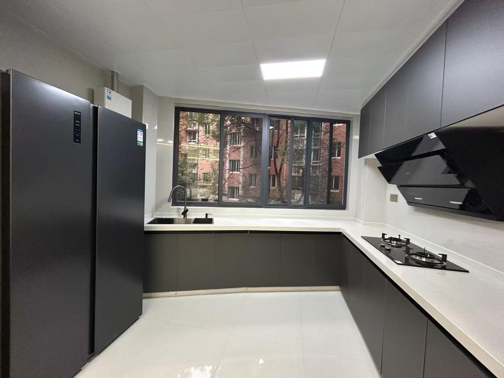 湘银二期世纪花园 3室2厅2卫 49.8万 湘银二期世纪花园 3室2厅2卫 49.8万室内图