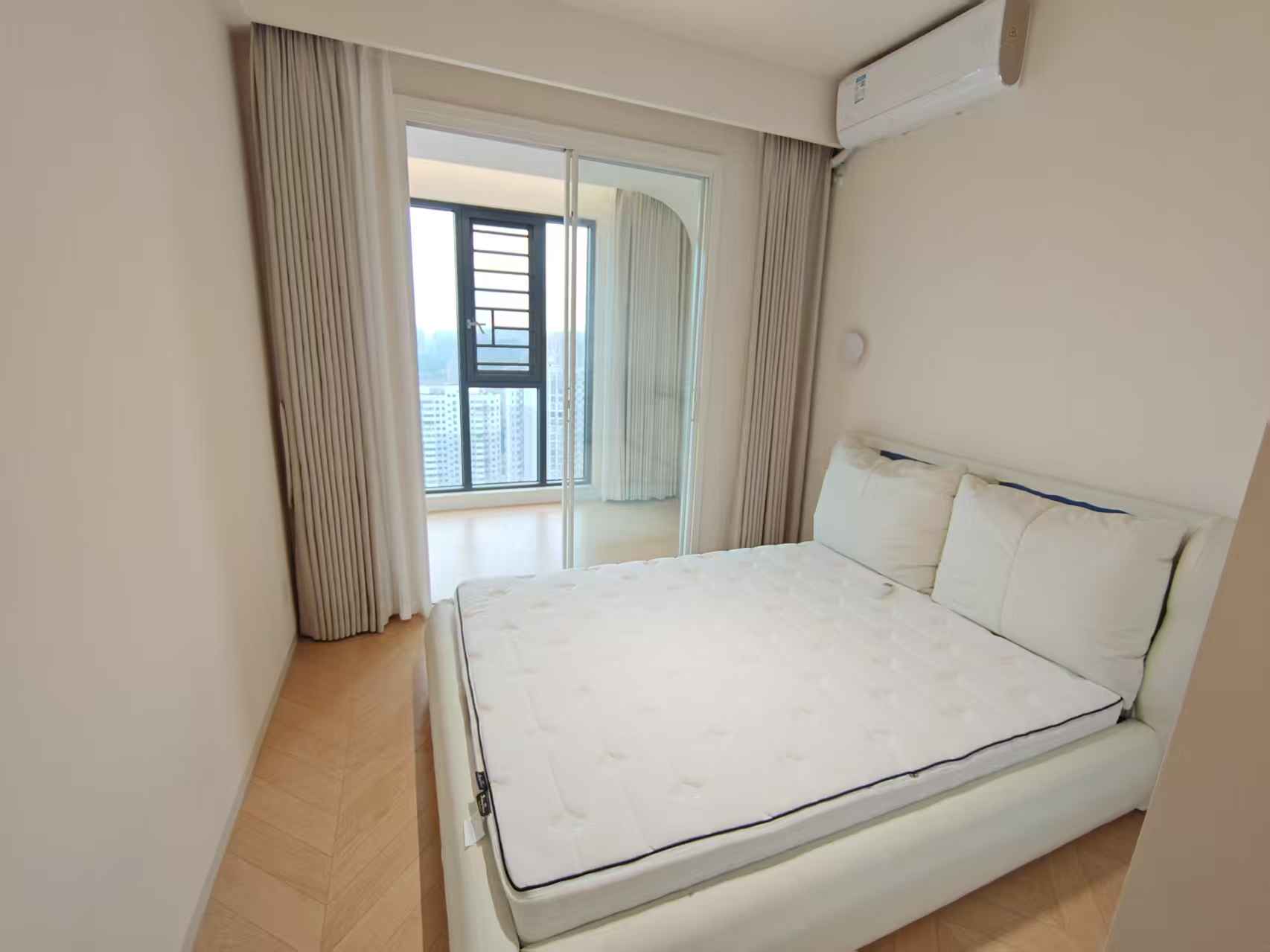 中大城小区  3室2厅2卫    88.0万室内图