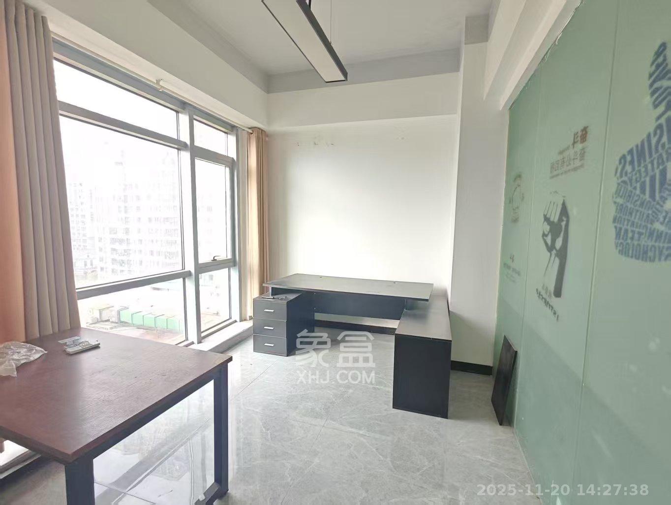 奥克斯缔壹城 1室1厅1卫 2800.0元/月 奥克斯缔壹城 1室1厅1卫 2800.0元/月室内图