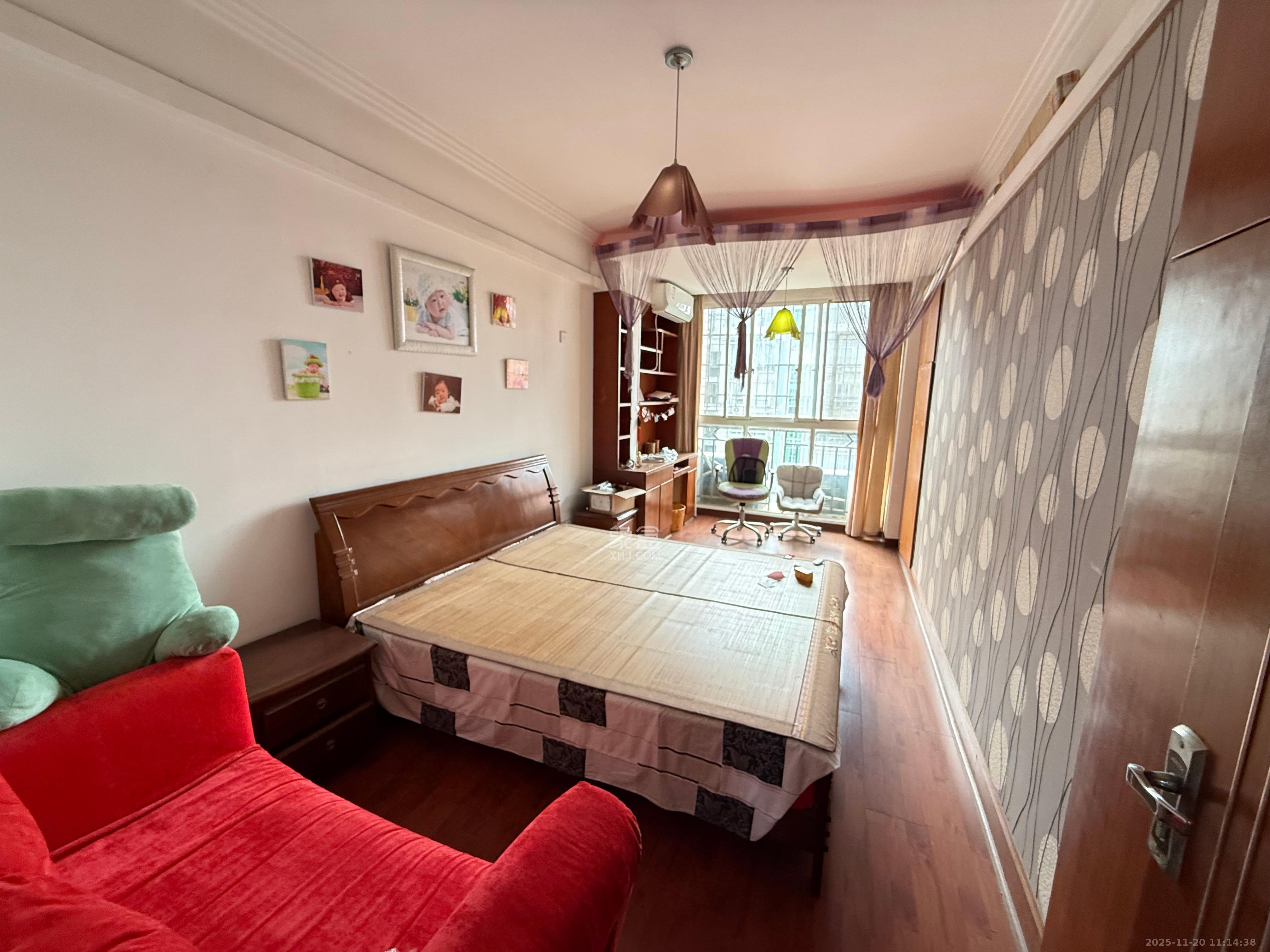 朝阳欣园 4室2厅2卫 3100.0元/月 朝阳欣园 4室2厅2卫 3100.0元/月室内图