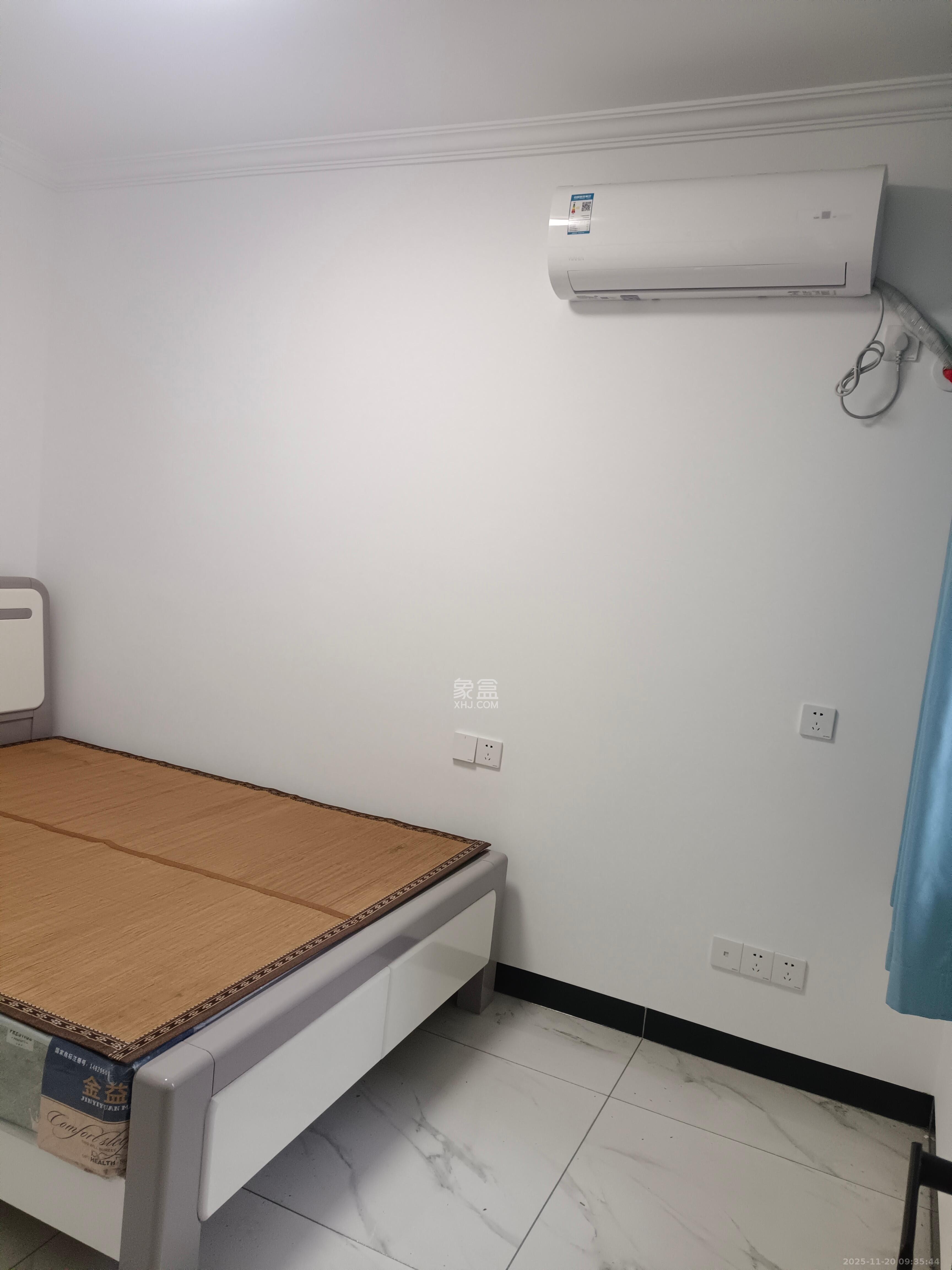 坪山家园 2室2厅1卫 1800.0元/月 坪山家园 2室2厅1卫 1800.0元/月室内图