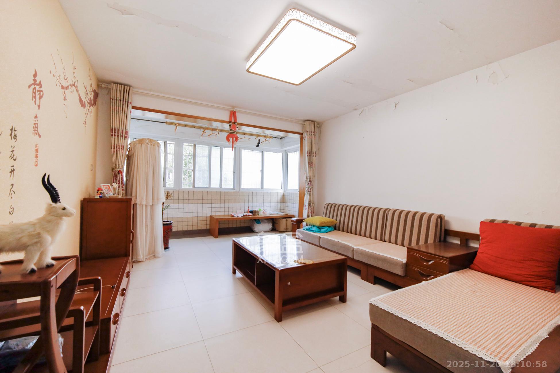 德馨园  3室2厅2卫    59.8万