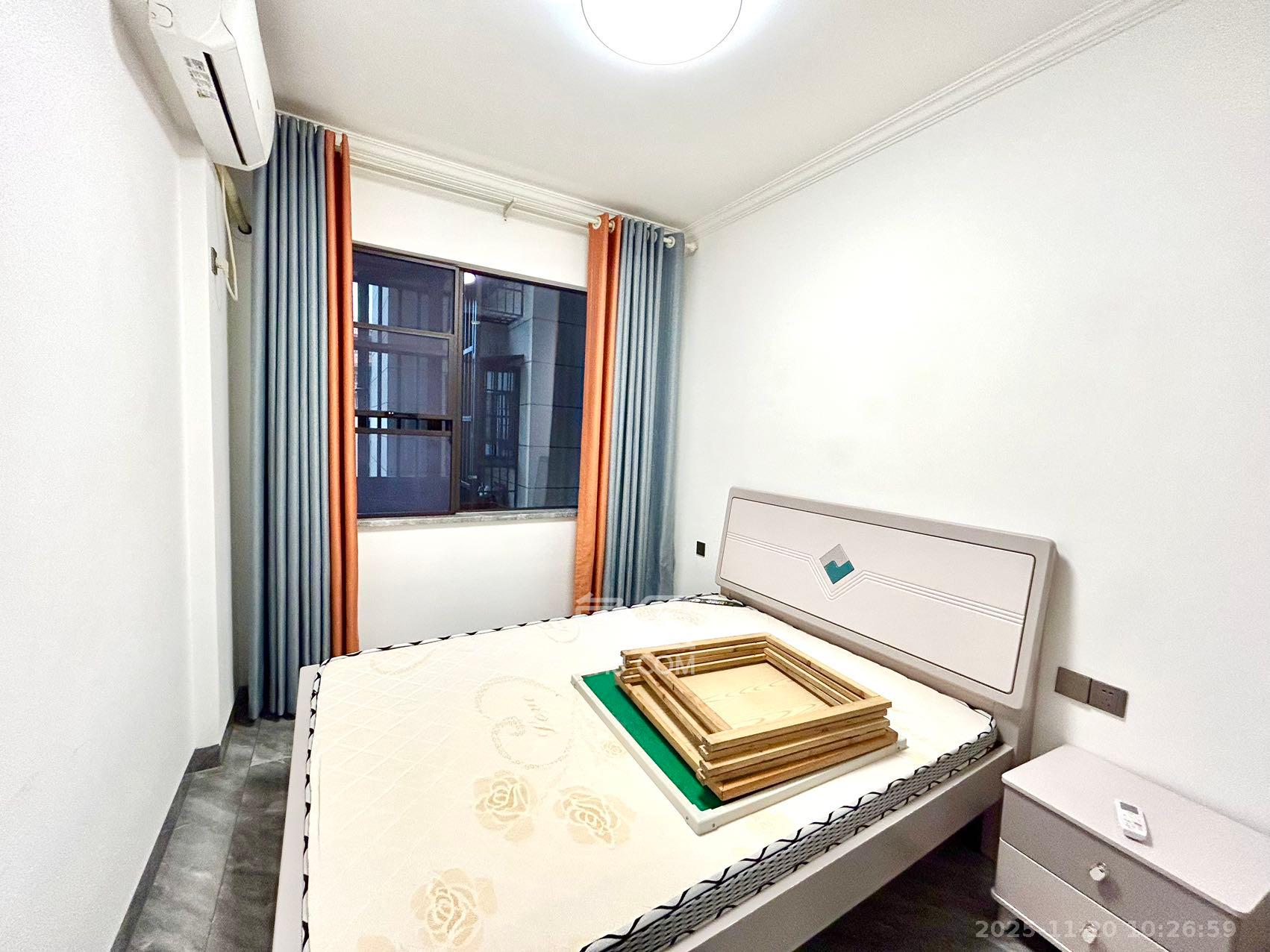 长房明宸府 3室2厅2卫 2400.0元/月 长房明宸府 3室2厅2卫 2400.0元/月室内图