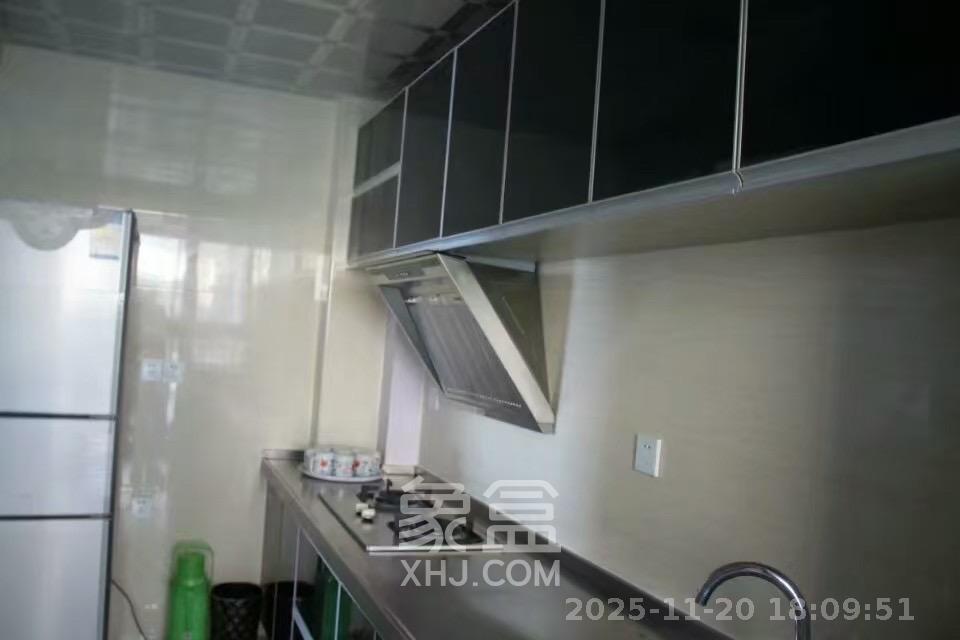 地华梅溪湖畔  2室2厅1卫    2400.0元/月室内图