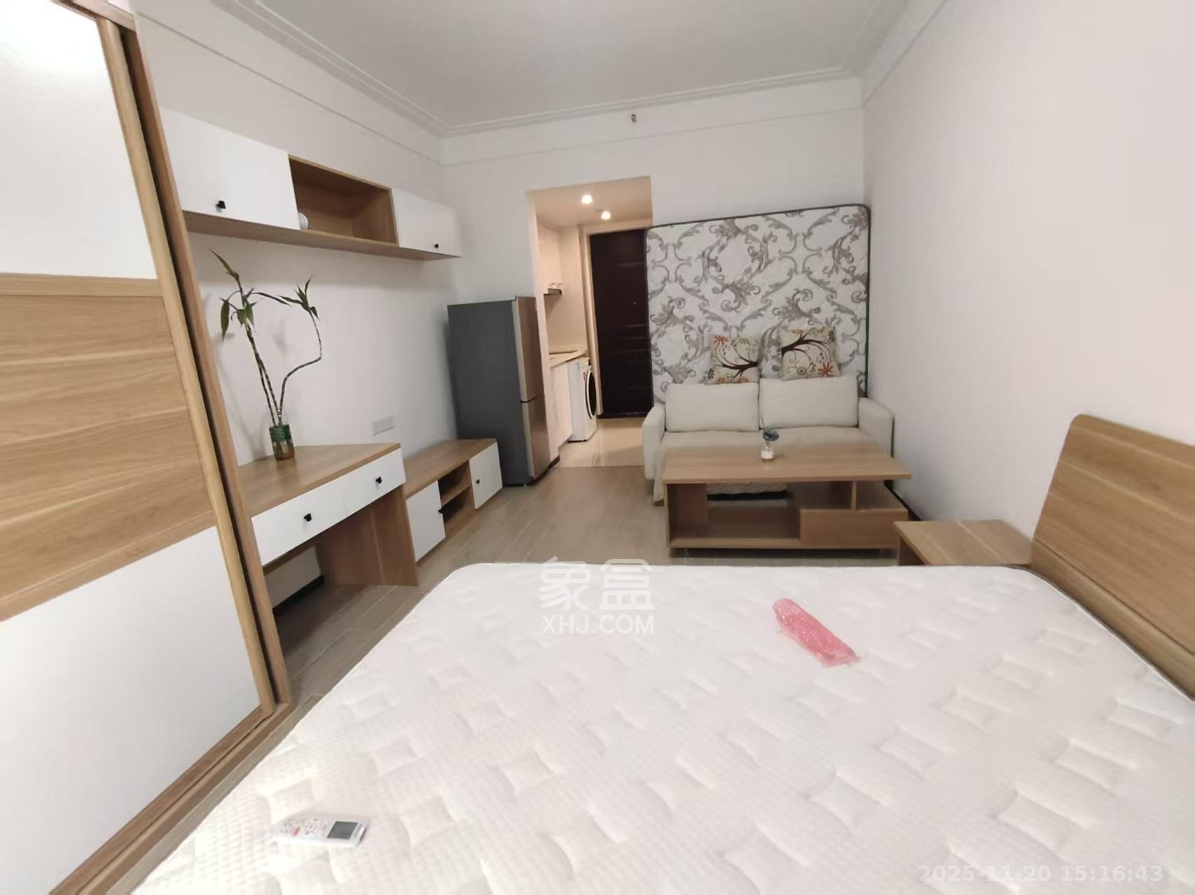 中海国际二期 1室1厅1卫 1100.0元/月 中海国际二期 1室1厅1卫 1100.0元/月室内图