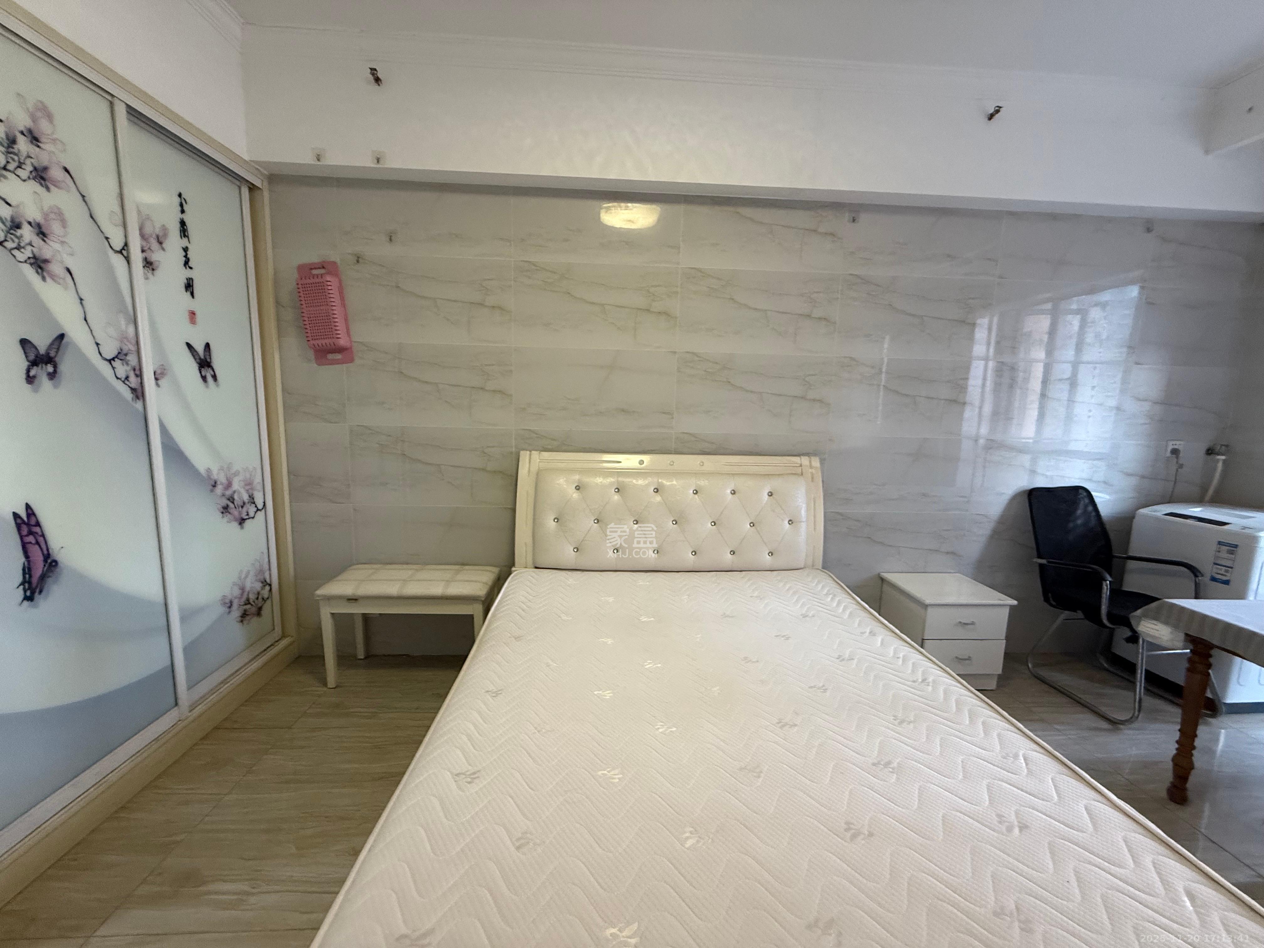 世纪云中心 1室1厅1卫 1380.0元/月 世纪云中心 1室1厅1卫 1380.0元/月室内图