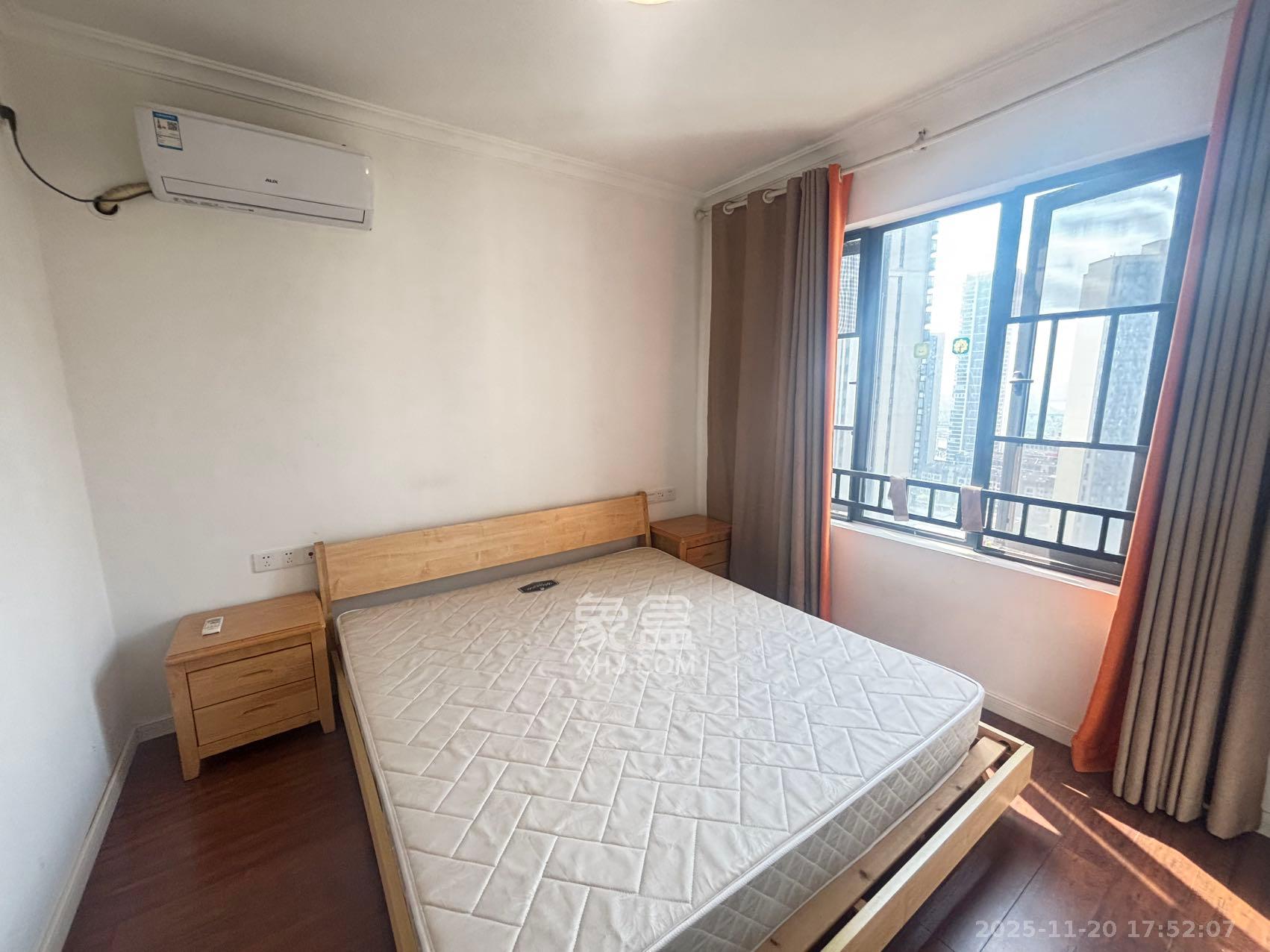 万科魅力之城观澜里 3室2厅2卫 2400.0元/月 万科魅力之城观澜里 3室2厅2卫 2400.0元/月室内图