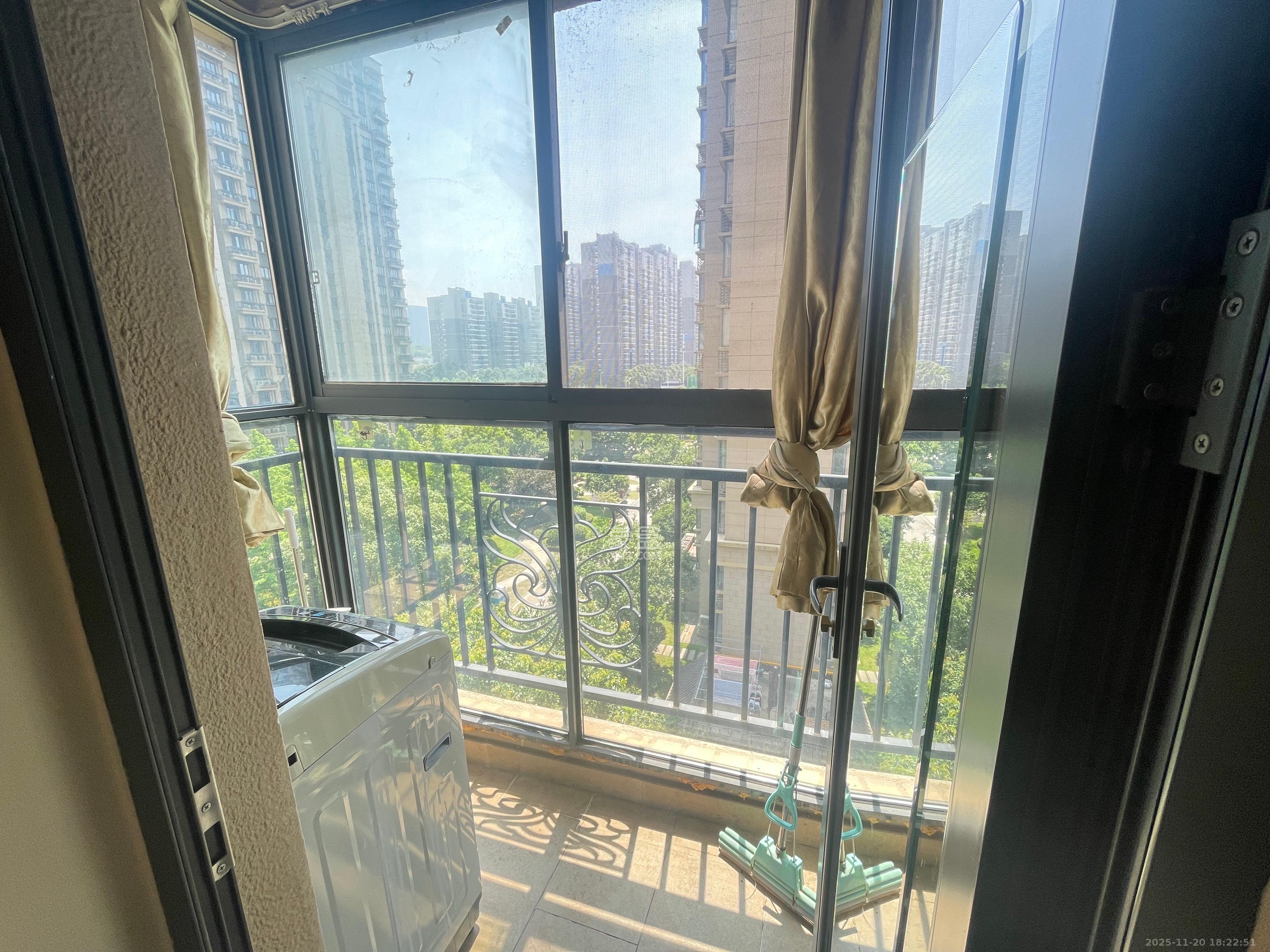 恒大国际广场 1室1厅1卫 1600.0元/月 恒大国际广场 1室1厅1卫 1600.0元/月室内图