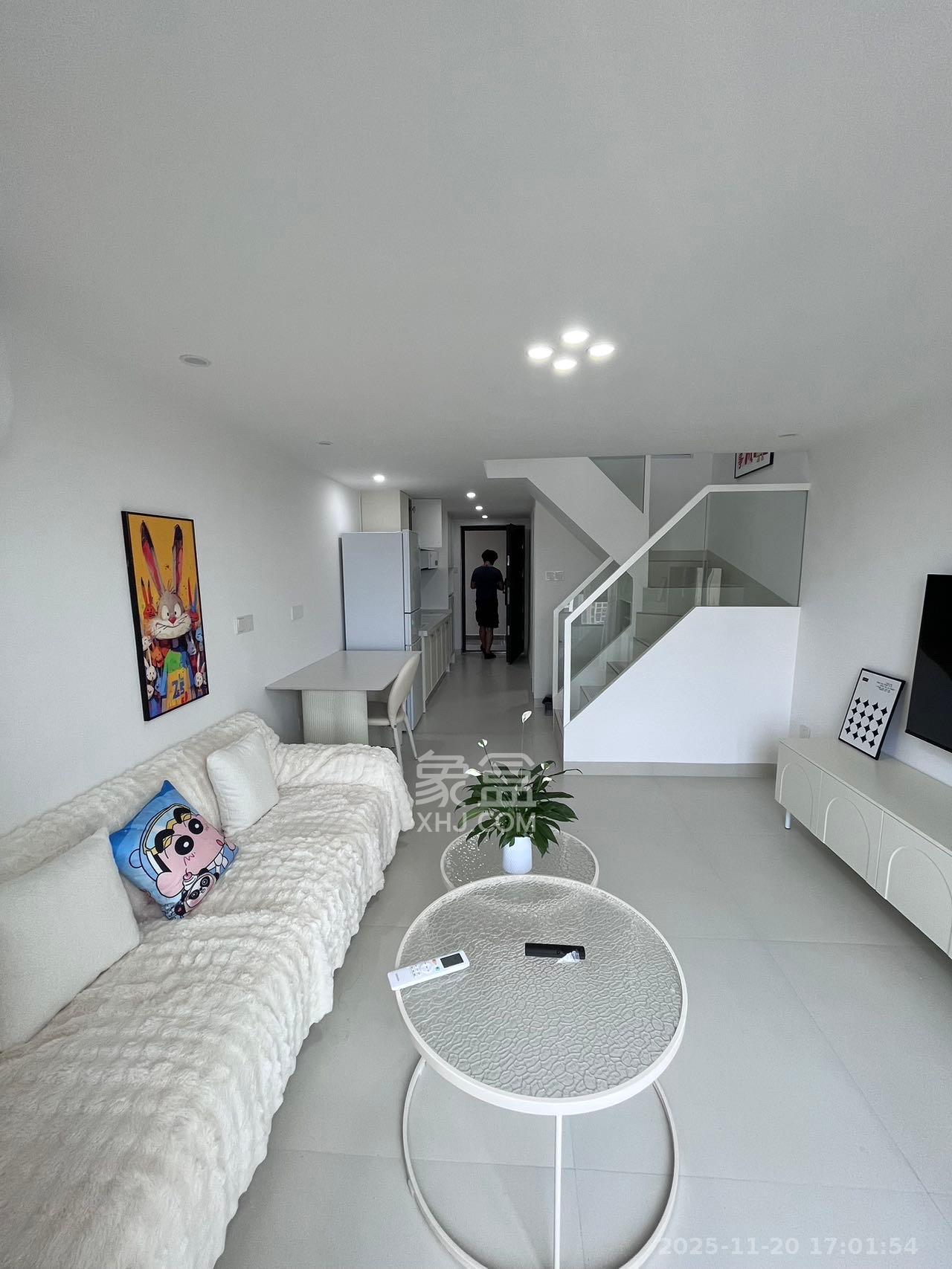 中海阅溪府 2室1厅1卫 2200.0元/月 中海阅溪府 2室1厅1卫 2200.0元/月室内图