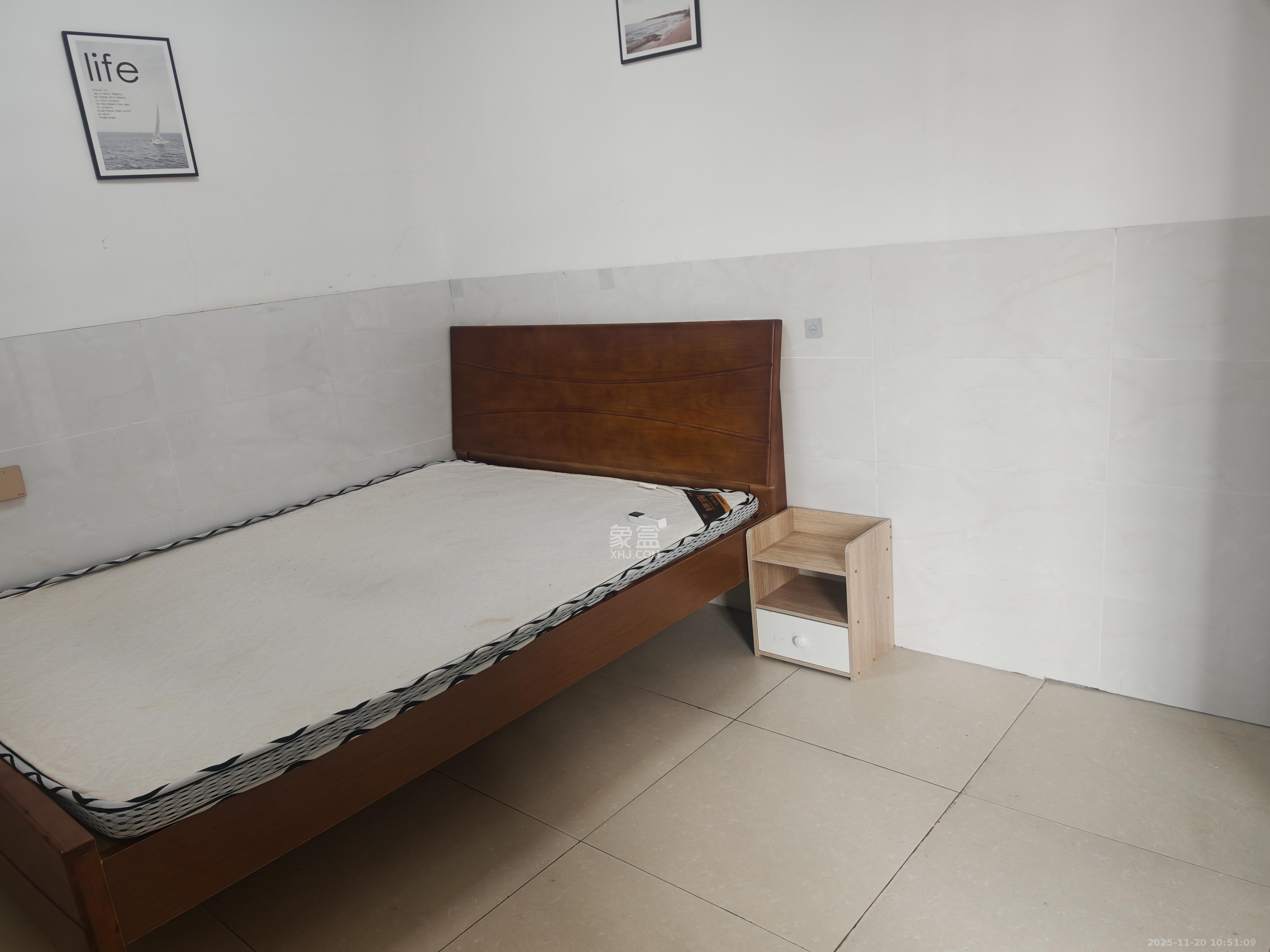 和润园一、二期  1室1厅1卫    1400.0元/月室内图