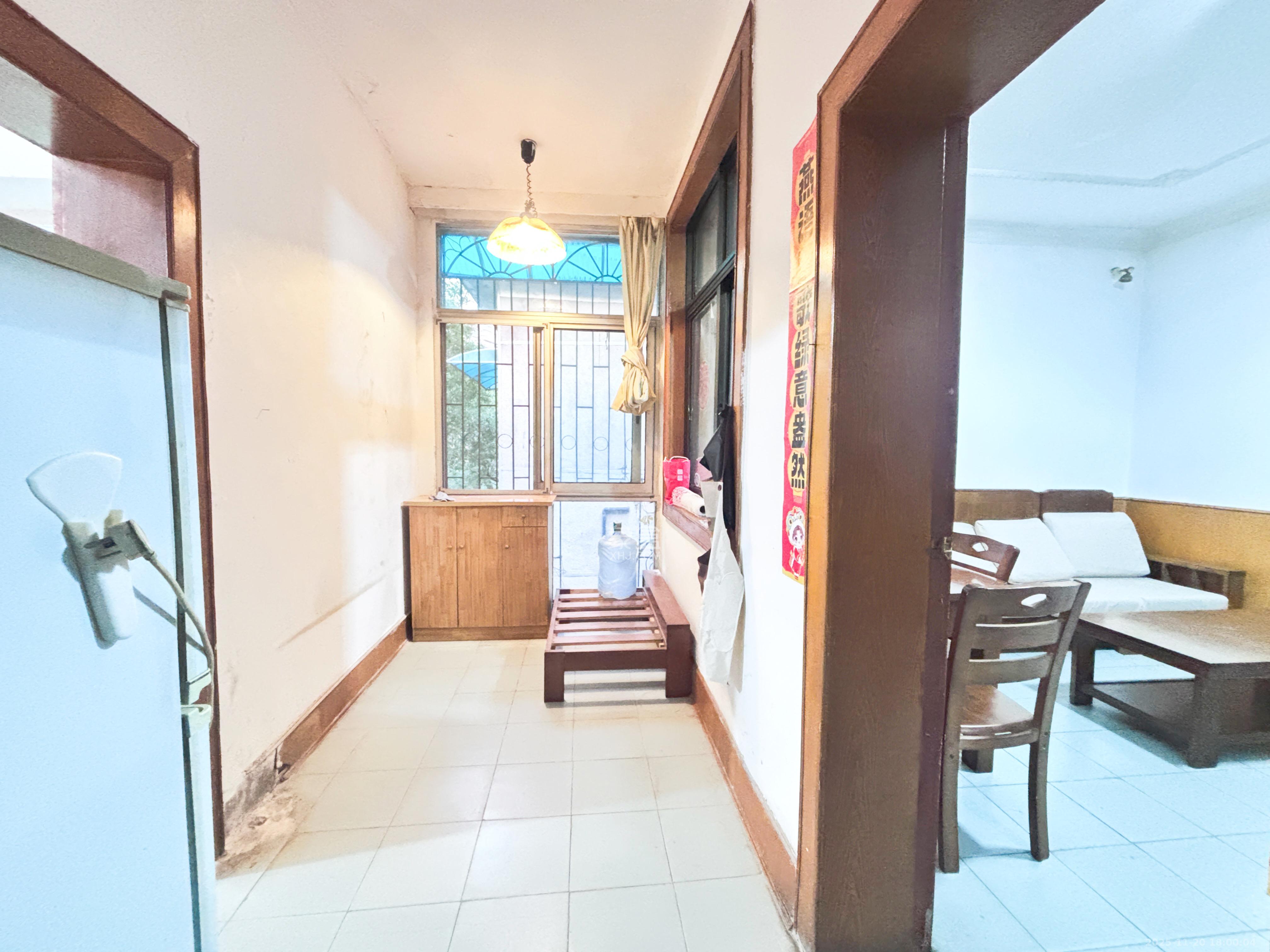 红旗区四片  2室2厅1卫    1500.0元/月室内图