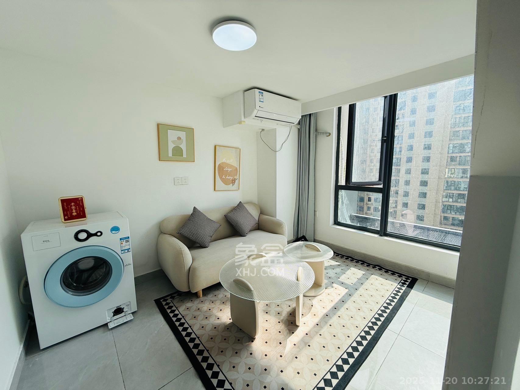 力高凤凰新天  2室1厅1卫    2400.0元/月室内图