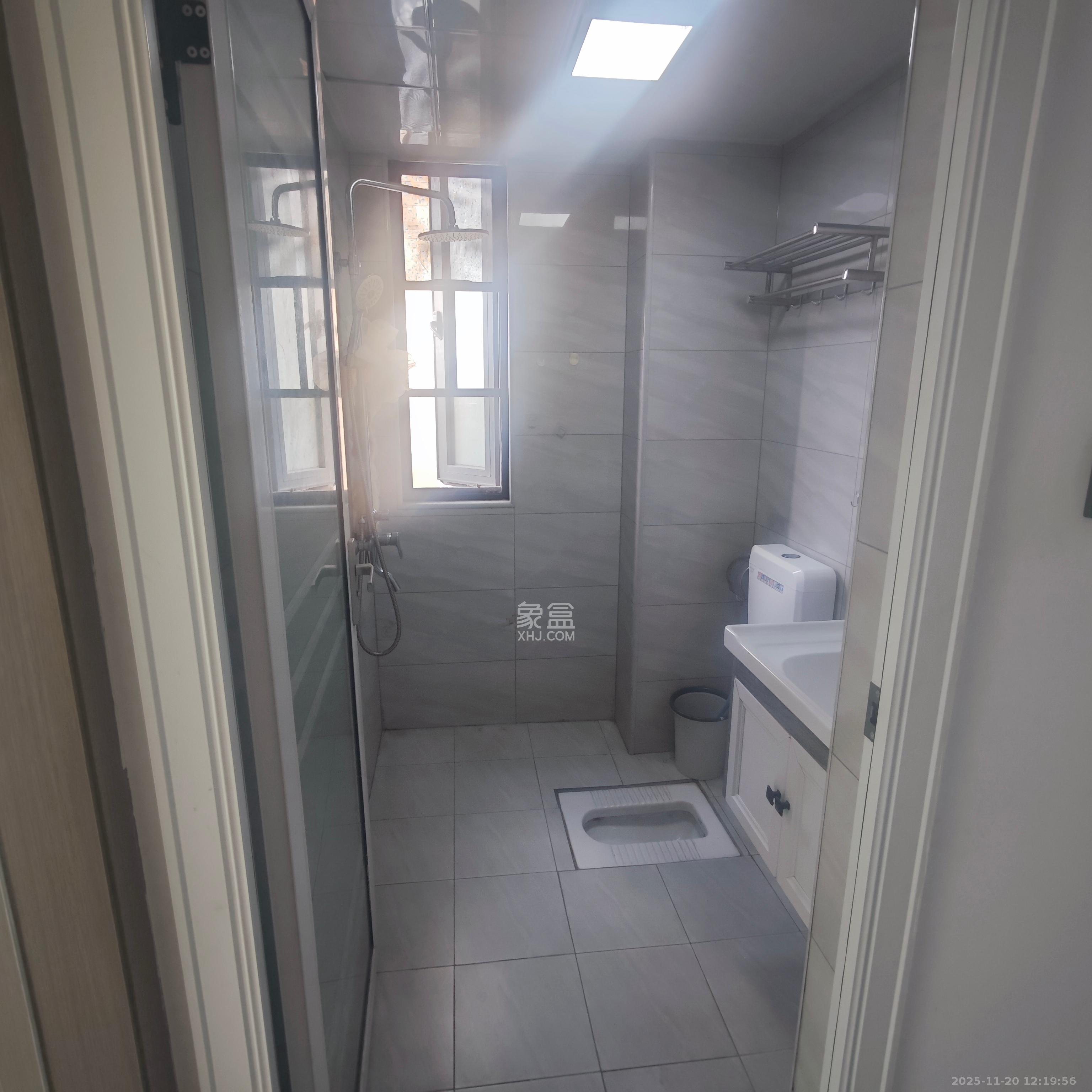 东合新苑  1室0厅0卫    2100.0元/月室内图