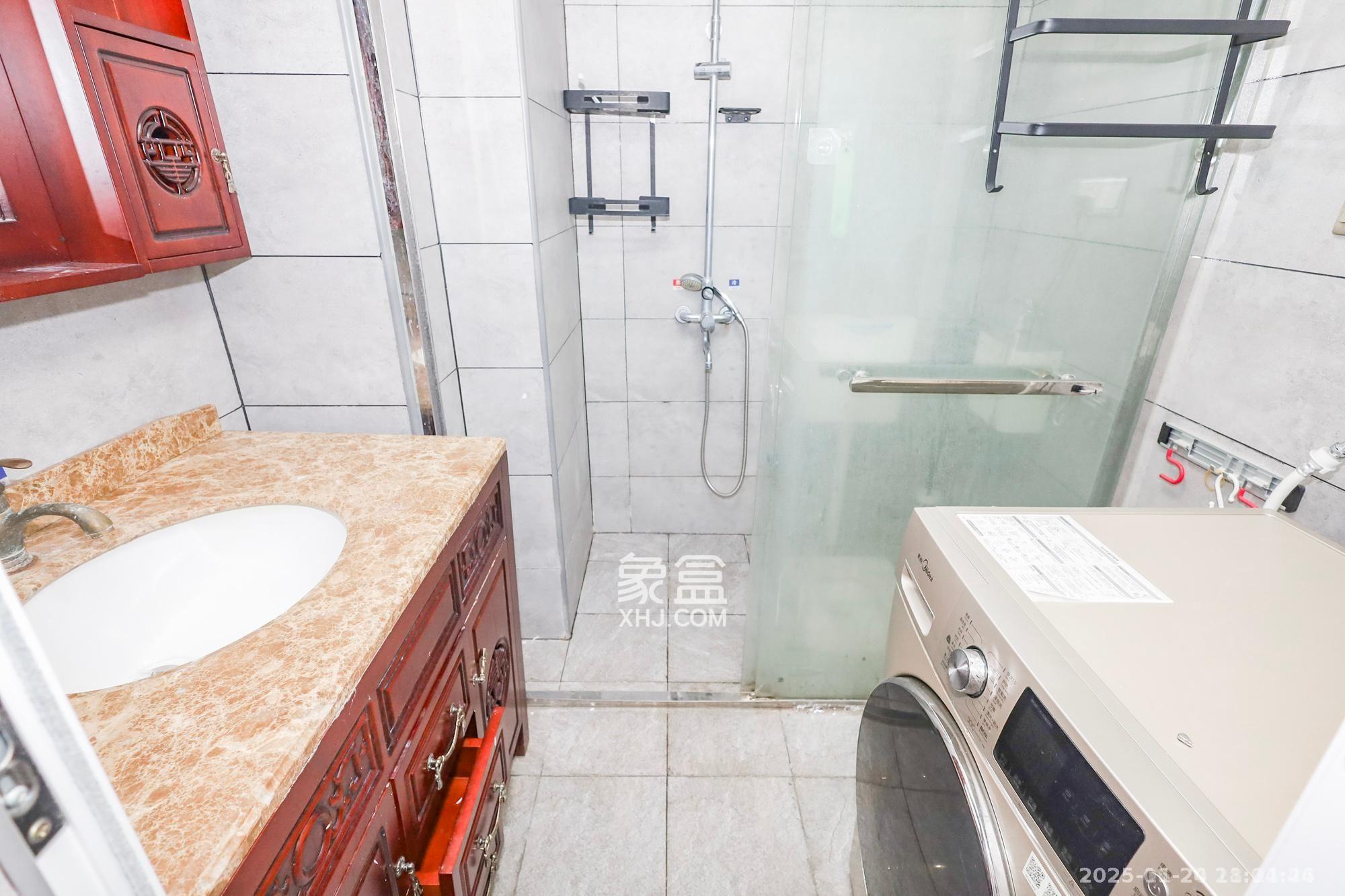 当代滨江MOMA 1室1厅1卫 2000.0元/月 当代滨江MOMA 1室1厅1卫 2000.0元/月室内图