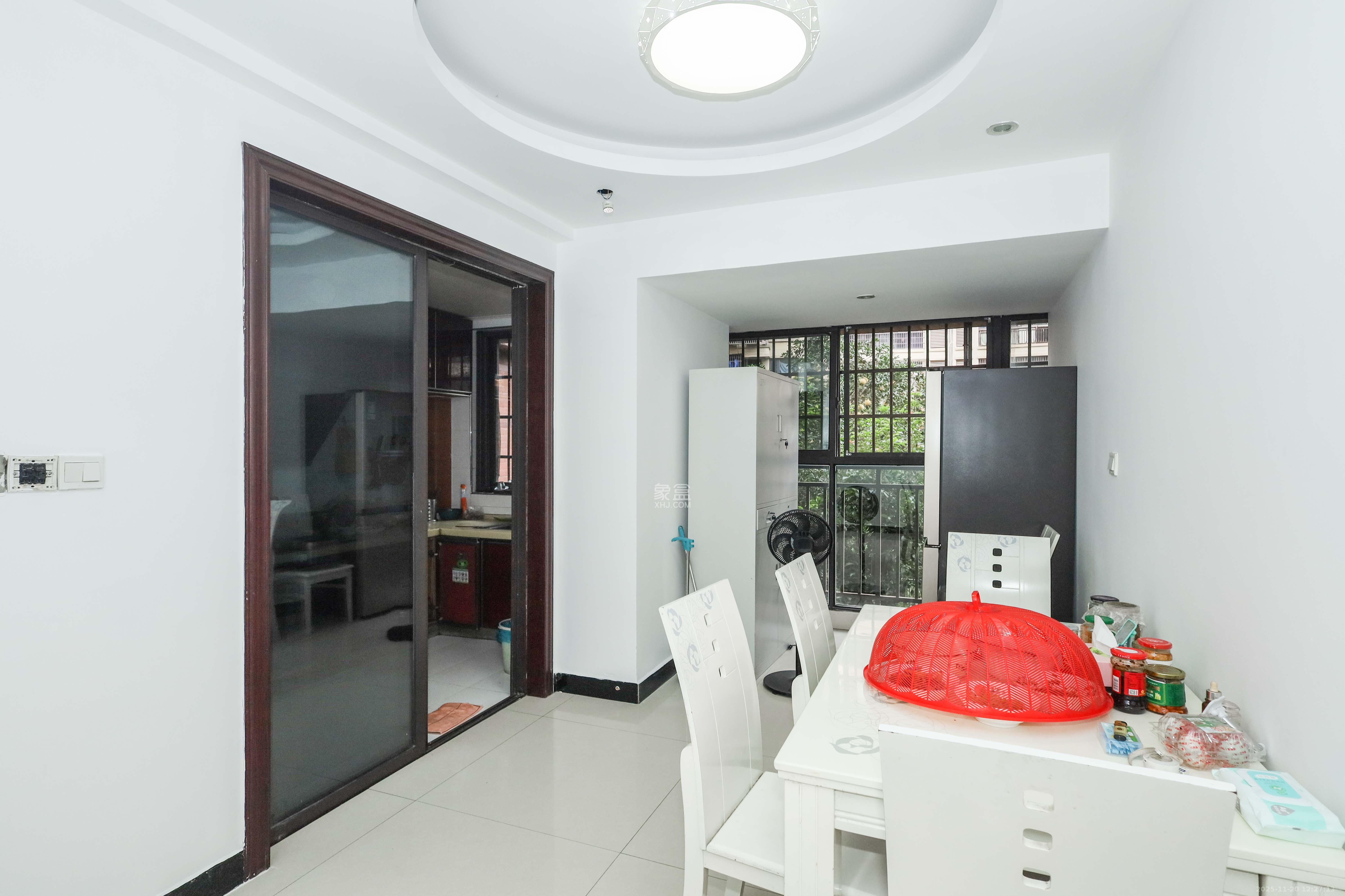 保利麓谷林语E区 3室2厅1卫 65.0万 保利麓谷林语E区 3室2厅1卫 65.0万其他