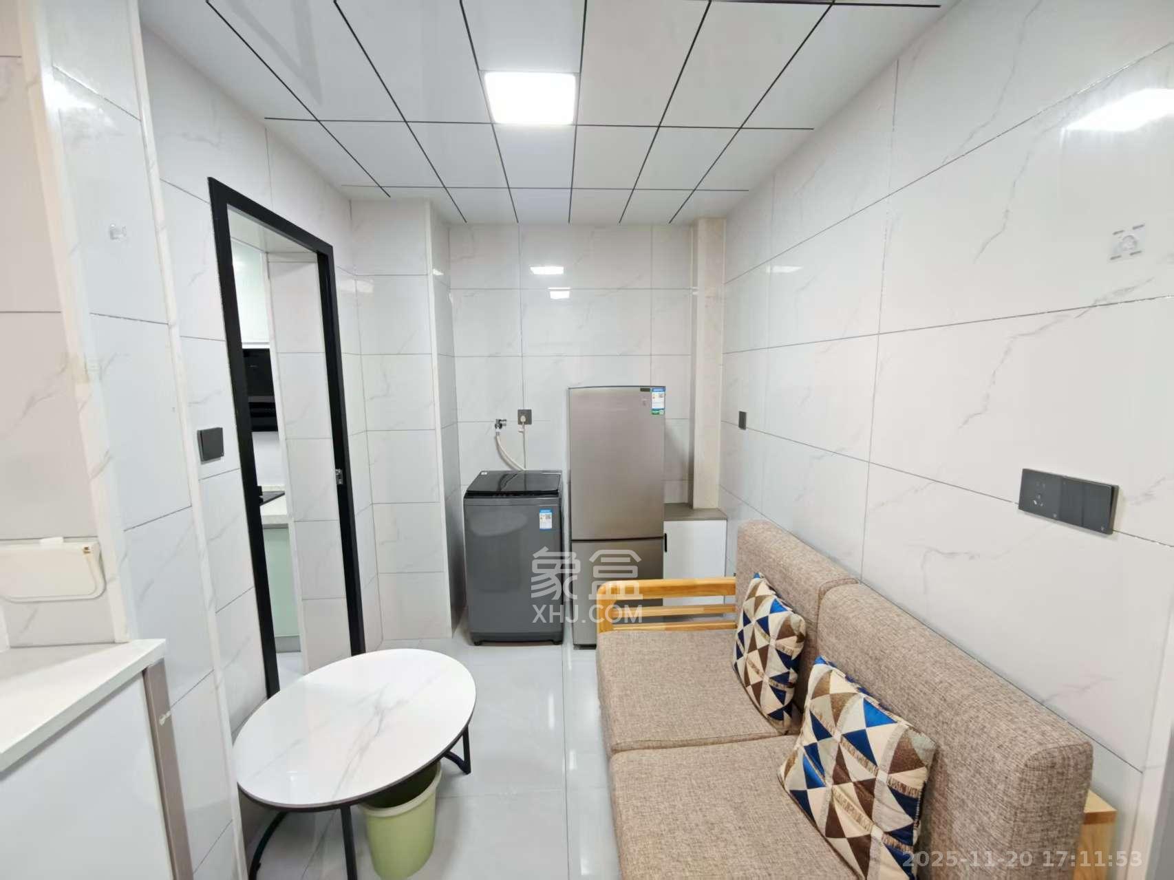 和润园三期  1室1厅1卫    1500.0元/月室内图