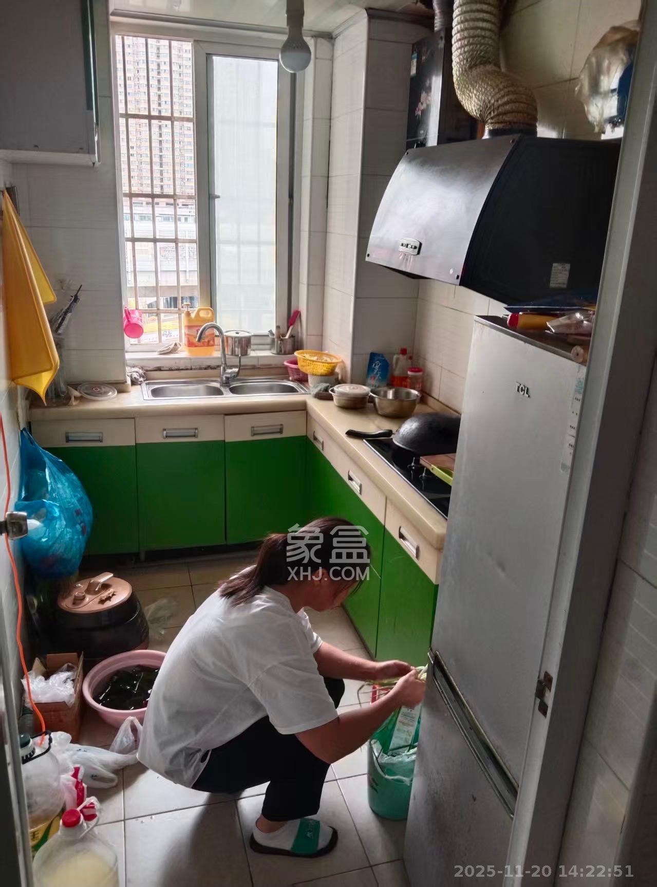 天翔新新家园 1室1厅1卫 1200.0元/月 天翔新新家园 1室1厅1卫 1200.0元/月室内图