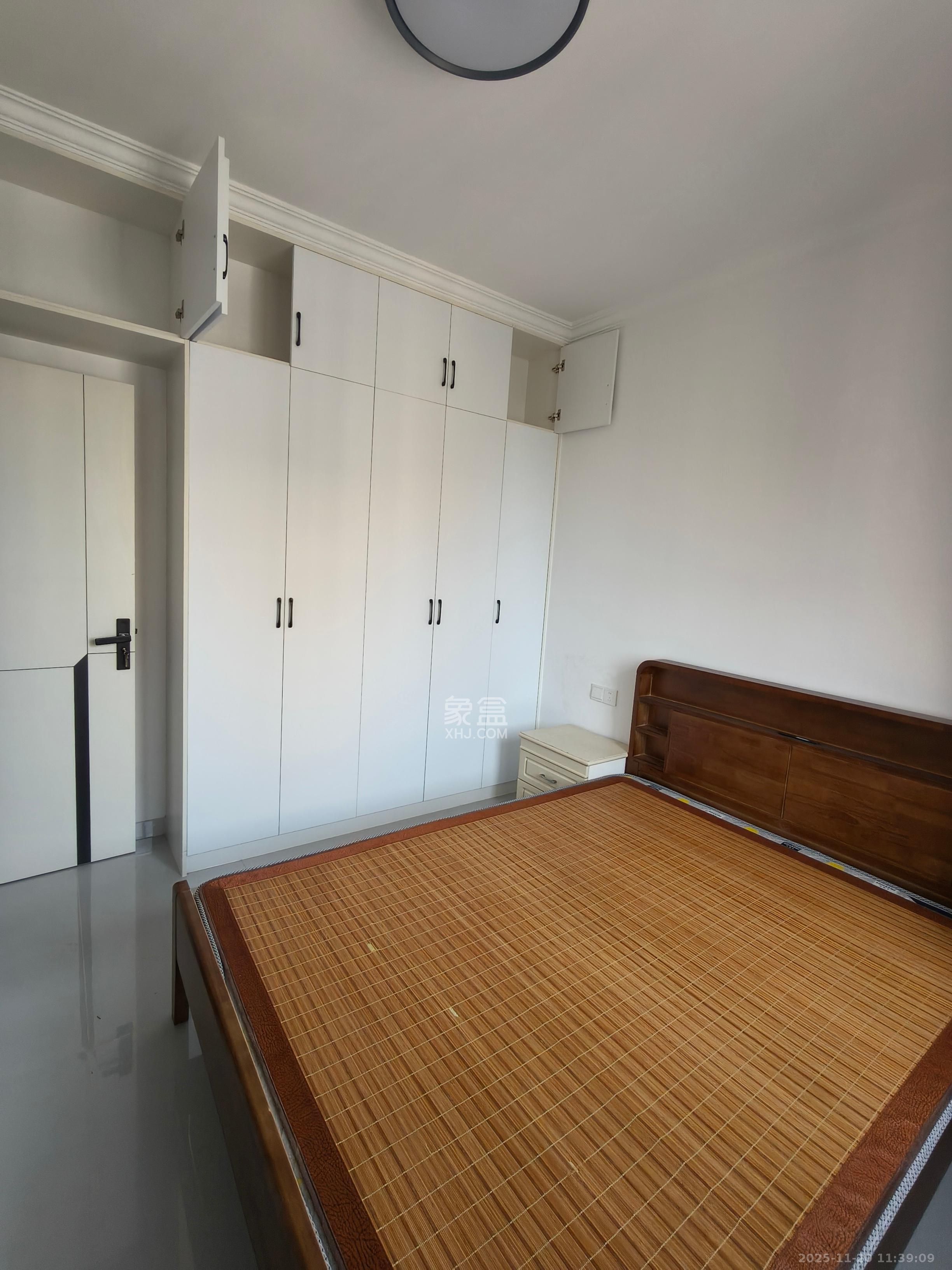 和景家园一期  2室2厅1卫    1800.0元/月室内图