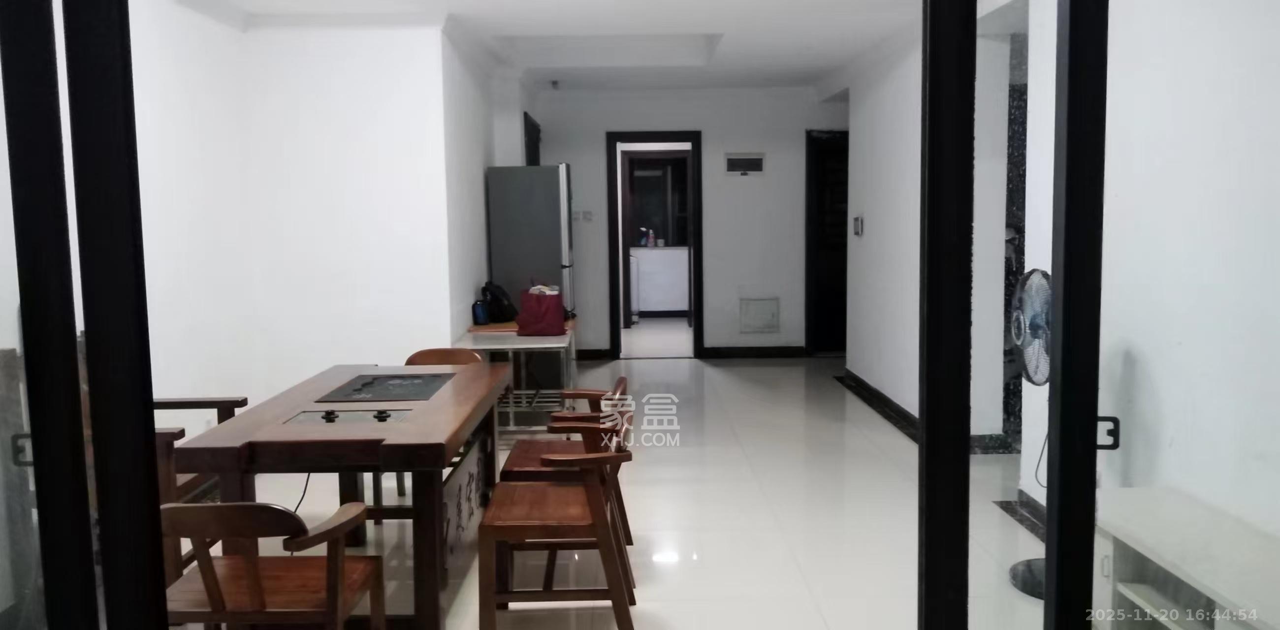 茂华禧都会 3室2厅2卫 2500.0元/月 茂华禧都会 3室2厅2卫 2500.0元/月室内图