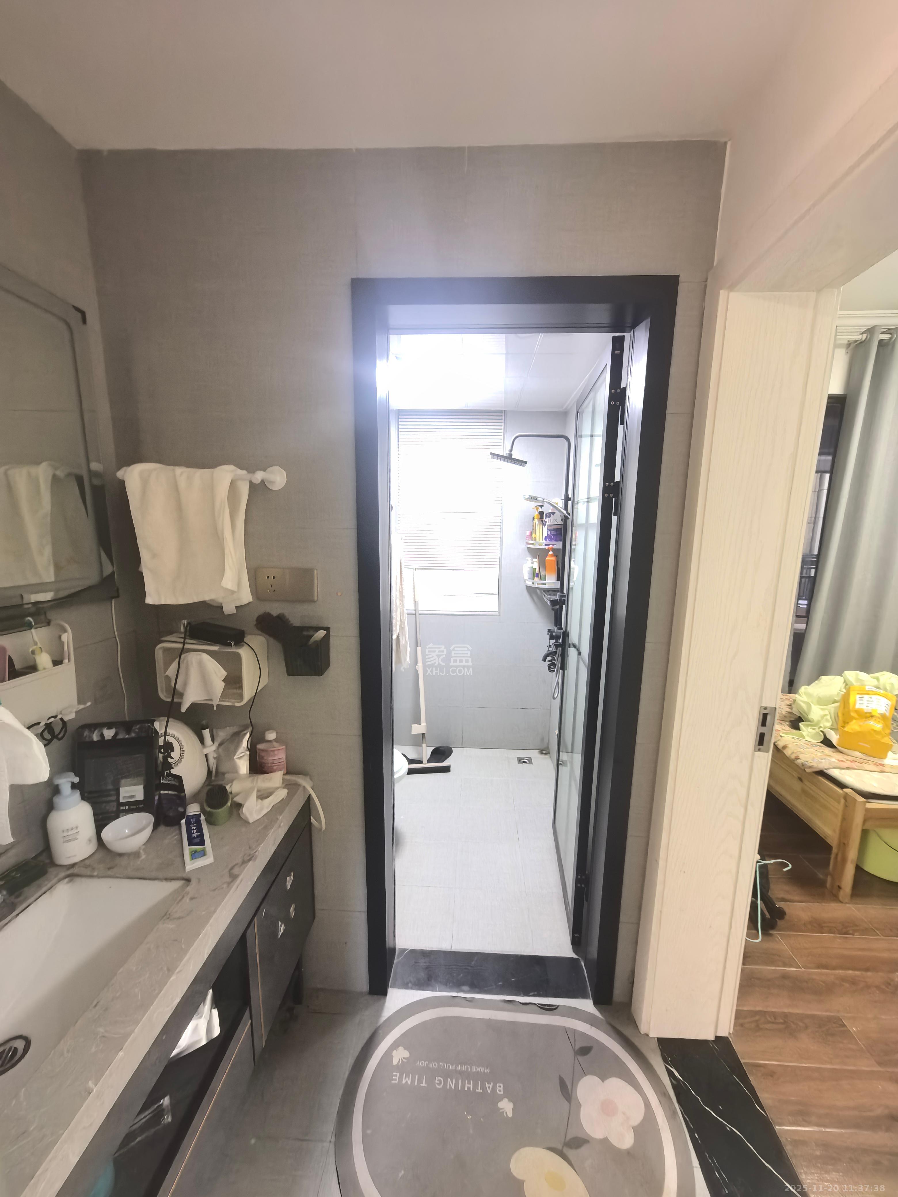 阳光城尚东湾青云苑  3室1厅1卫    1900.0元/月室内图