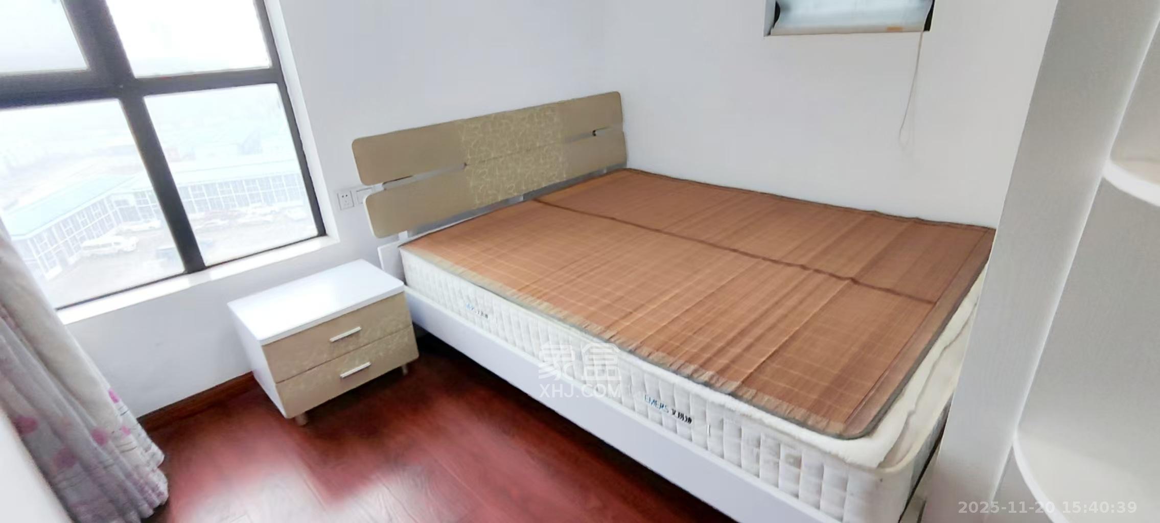 长大卧琥  2室2厅1卫    2500.0元/月室内图