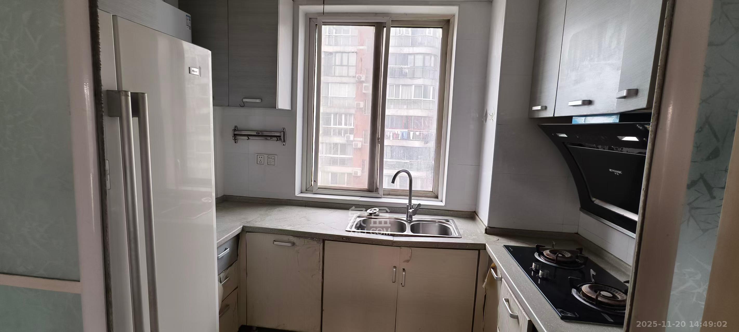 都江新城（都江新苑）  3室2厅1卫    2700.0元/月室内图