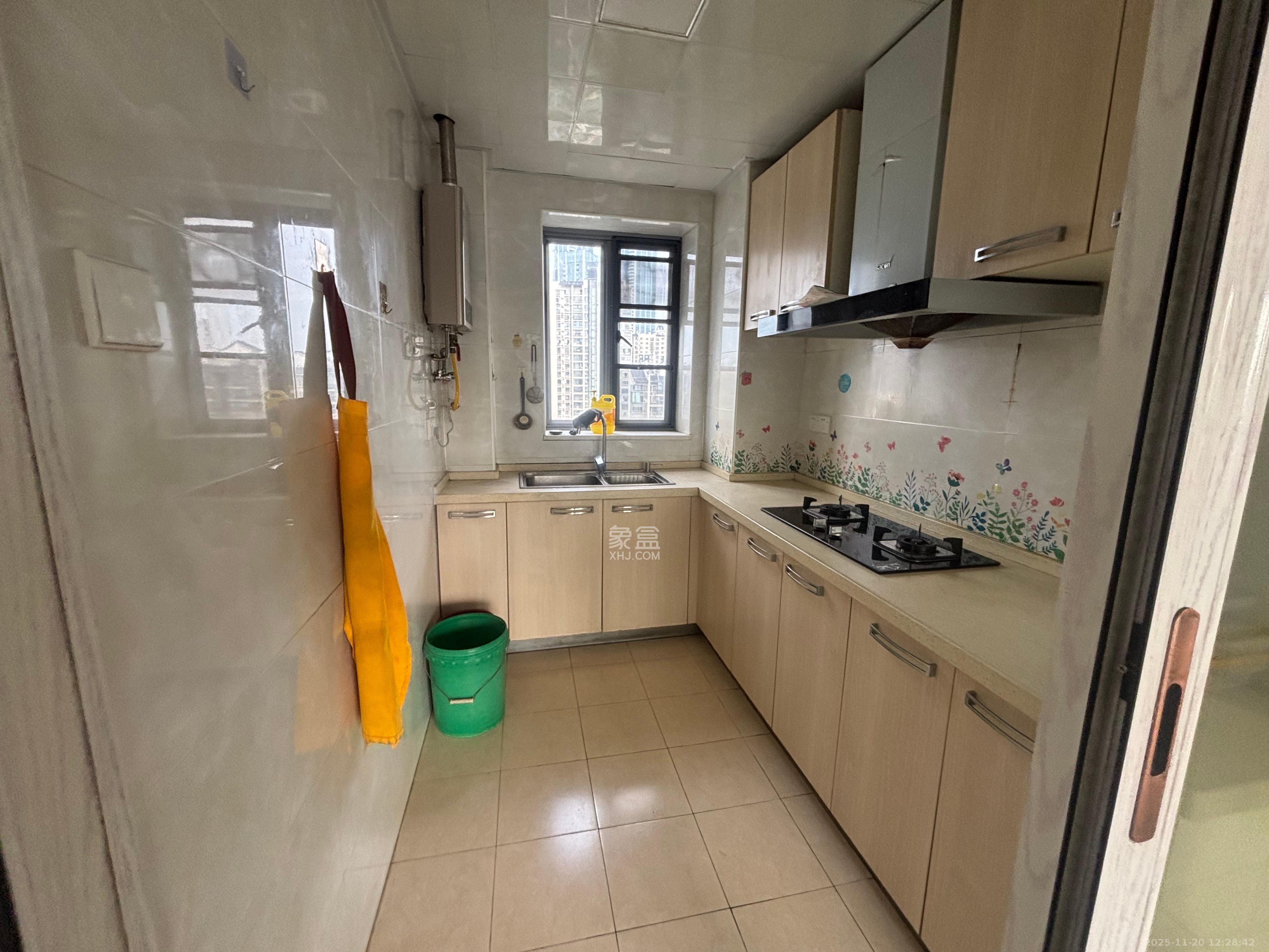 融科檀香山(融科紫檀、香山国际) 2室1厅1卫 2500.0元/月 融科檀香山(融科紫檀、香山国际) 2室1厅1卫 2500.0元/月室内图