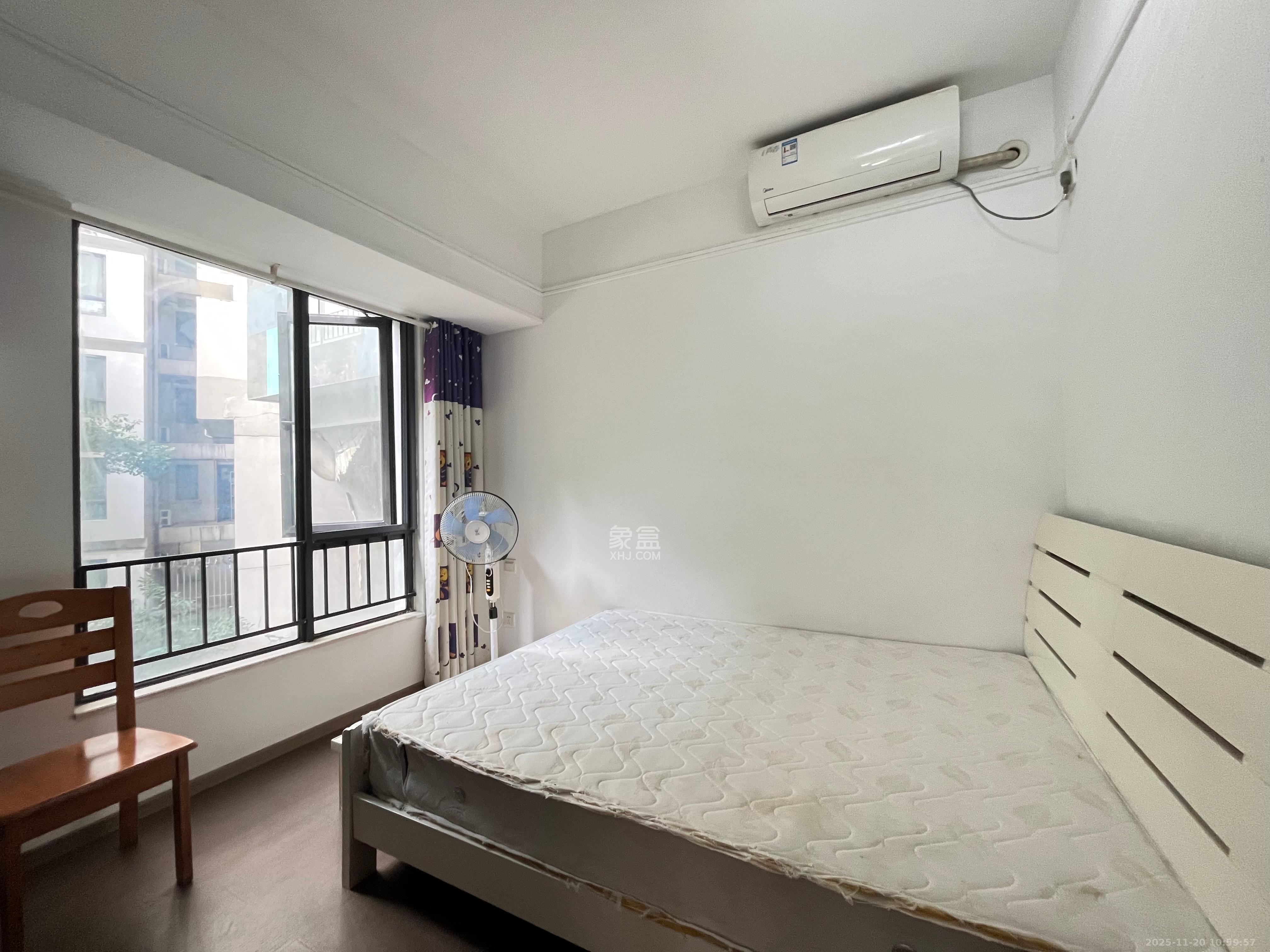 万科金域蓝湾 3室2厅1卫 2200.0元/月 万科金域蓝湾 3室2厅1卫 2200.0元/月室内图