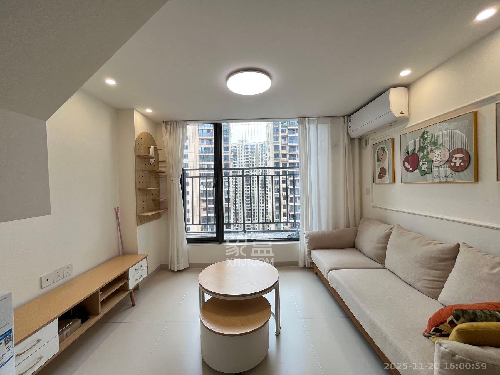 力高凤凰新天  2室1厅1卫    2500.0元/月