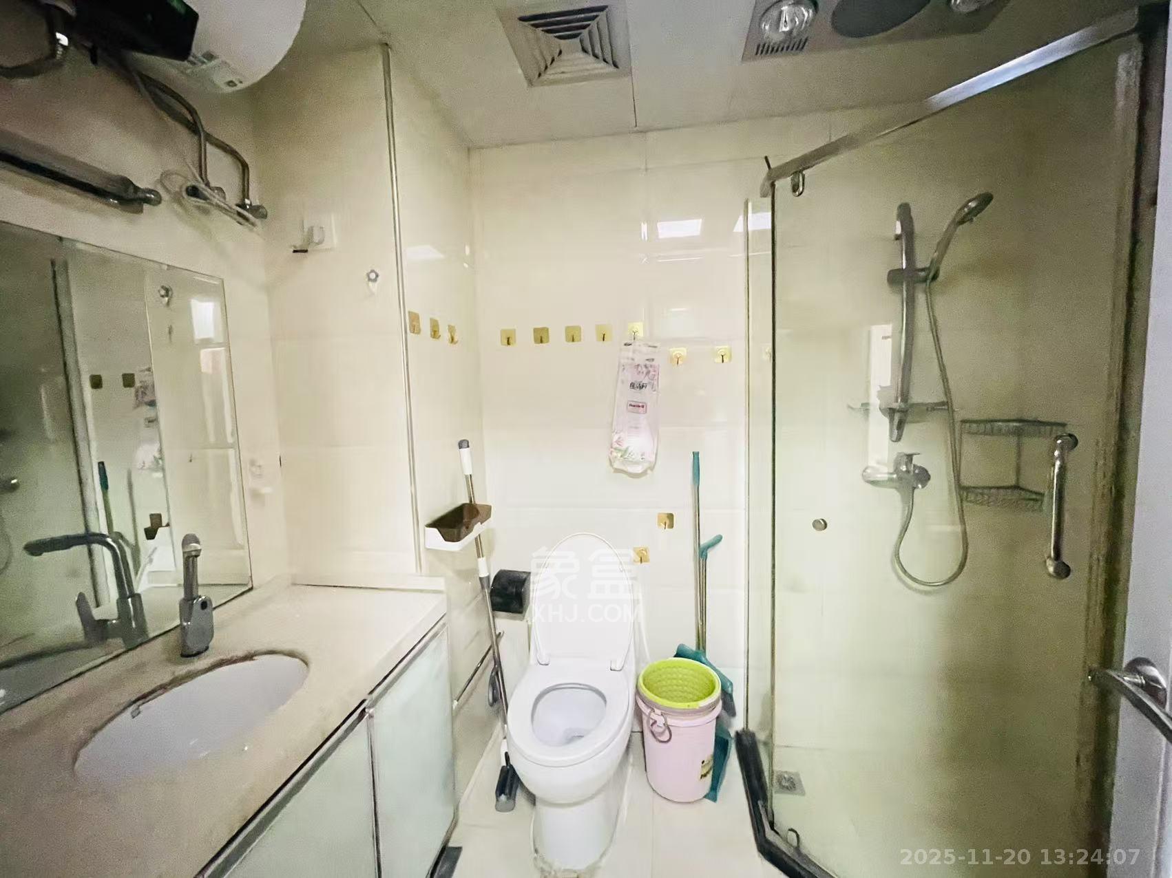 北辰三角洲E5区  1室1厅1卫    1600.0元/月室内图