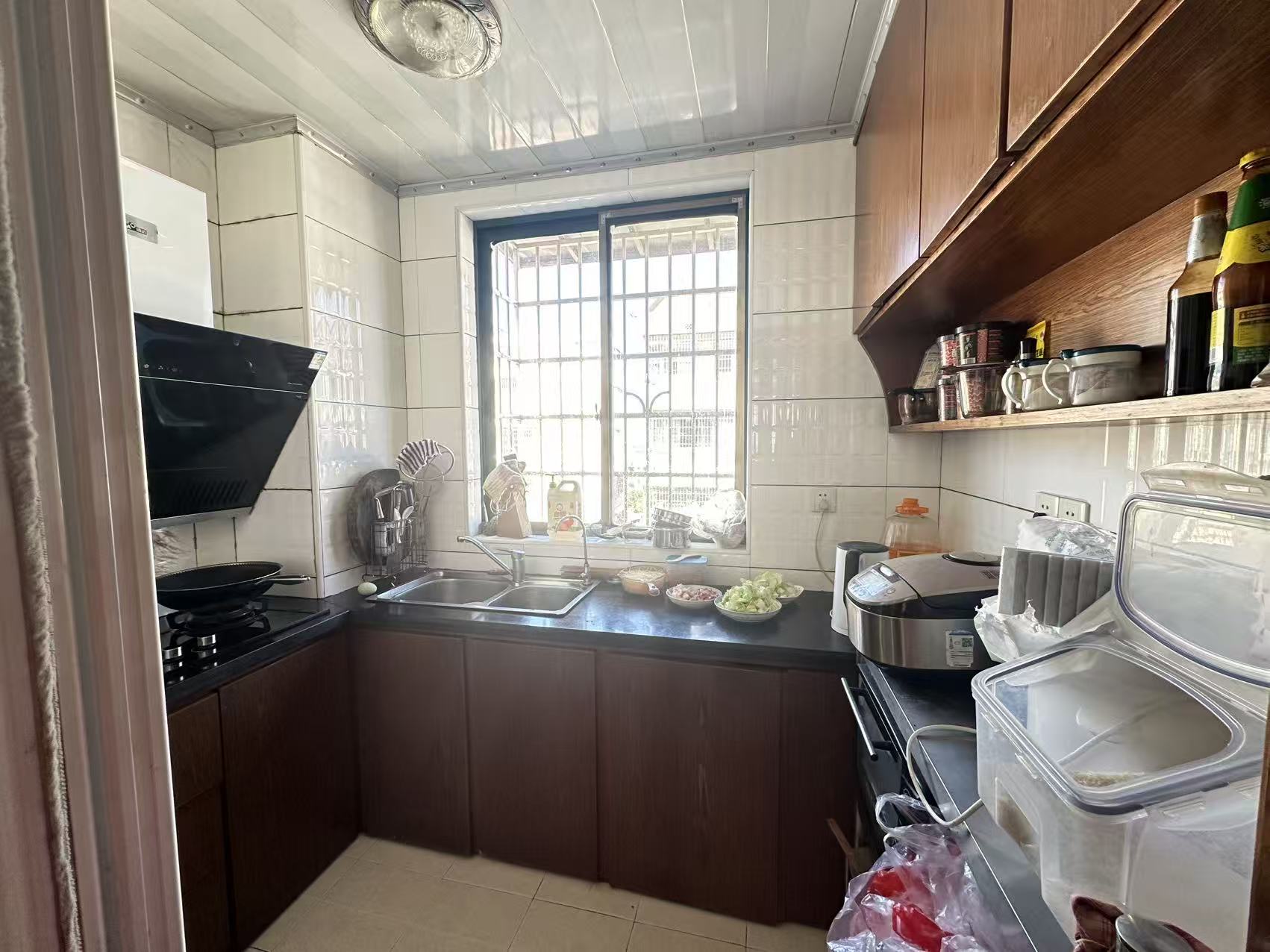 香樟花苑 2室1厅1卫 20.8万 香樟花苑 2室1厅1卫 20.8万客厅