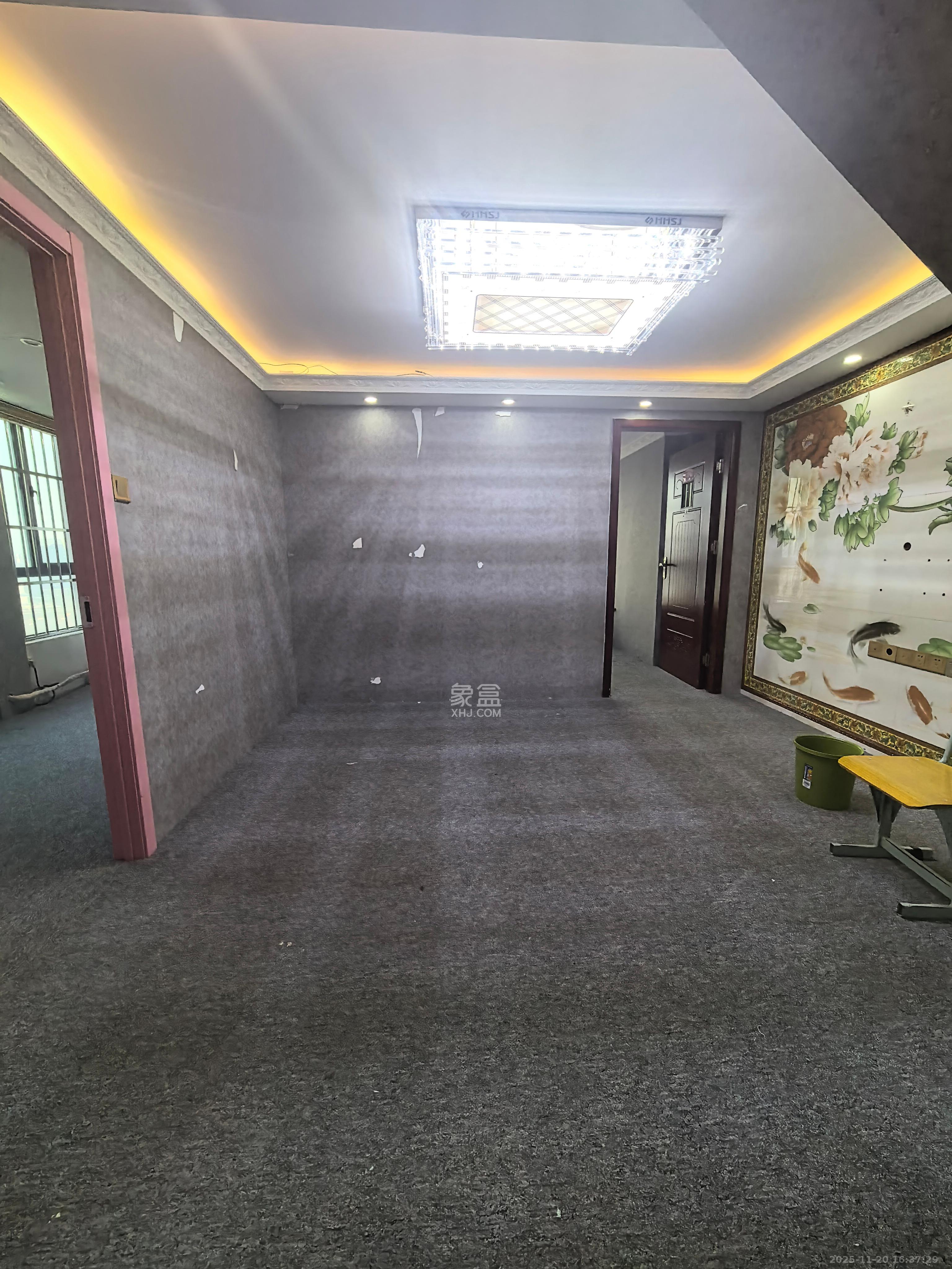 长城万富汇  2室2厅2卫    3500.0元/月